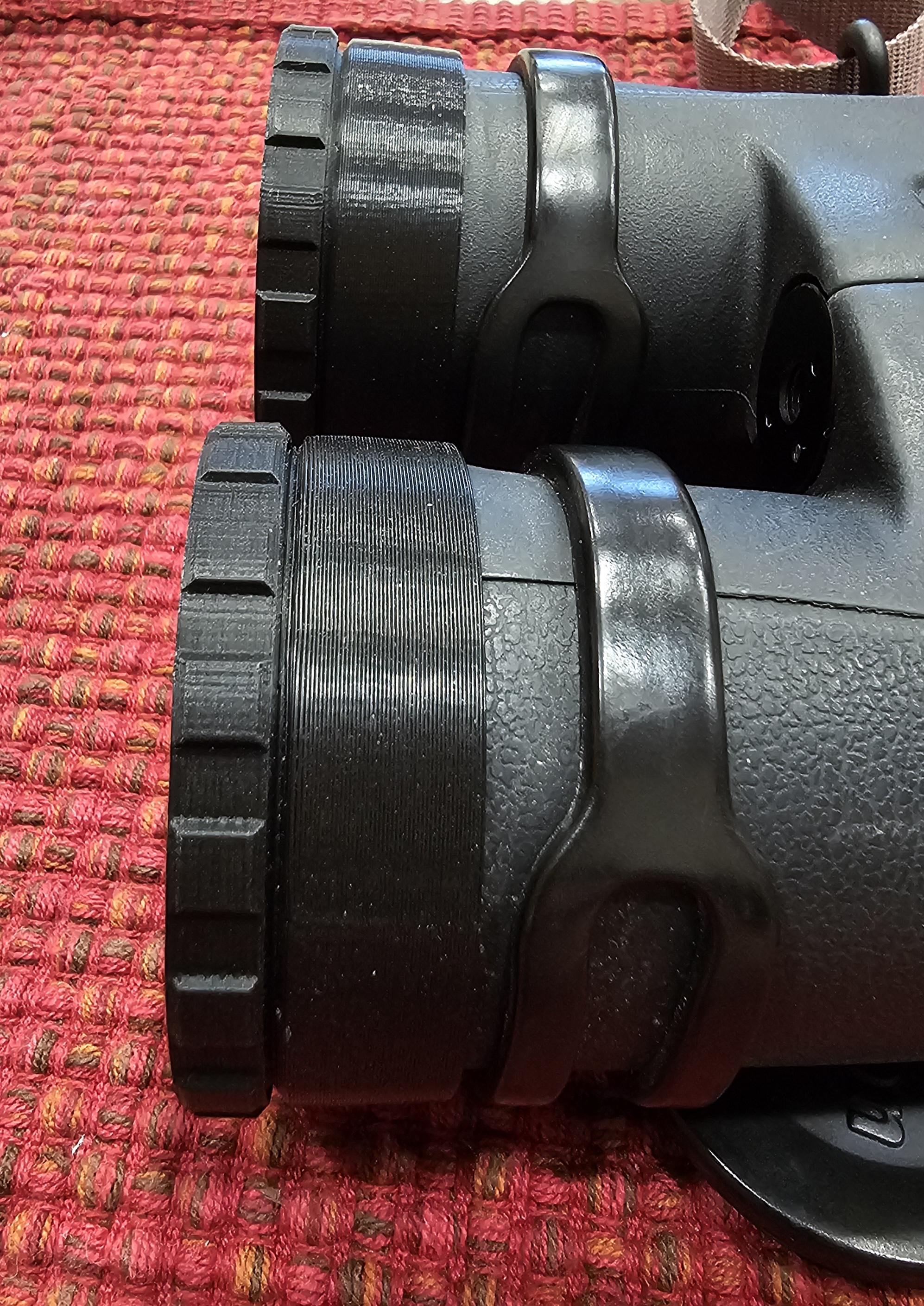 Solar filter for binoculars (with 42mm objective lenses) by drhollen