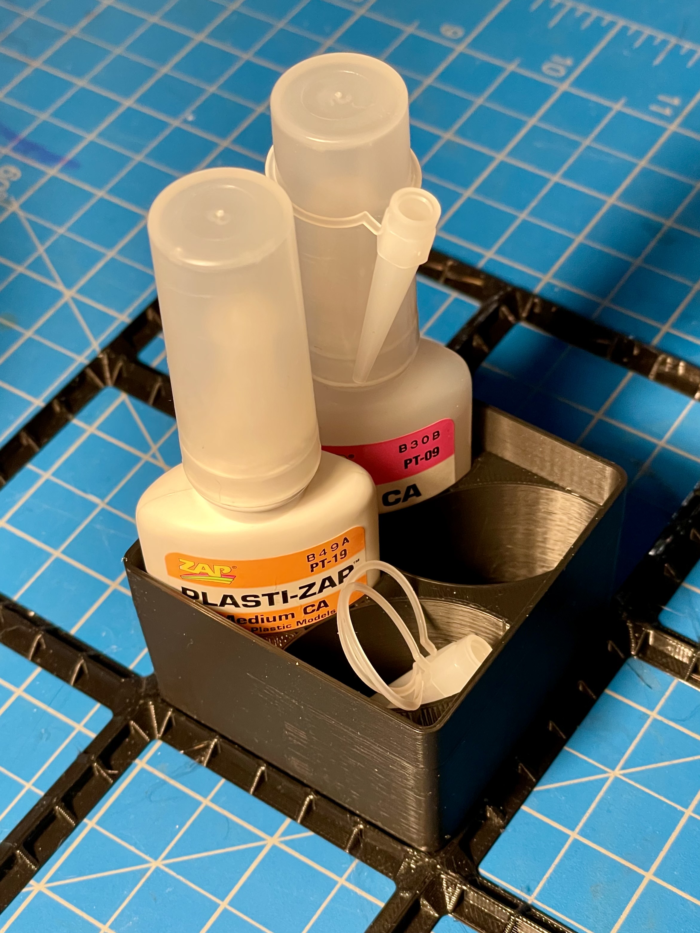 Will Super Glue Zap You? The Electrifying Truth Revealed! - 7jxsjz3