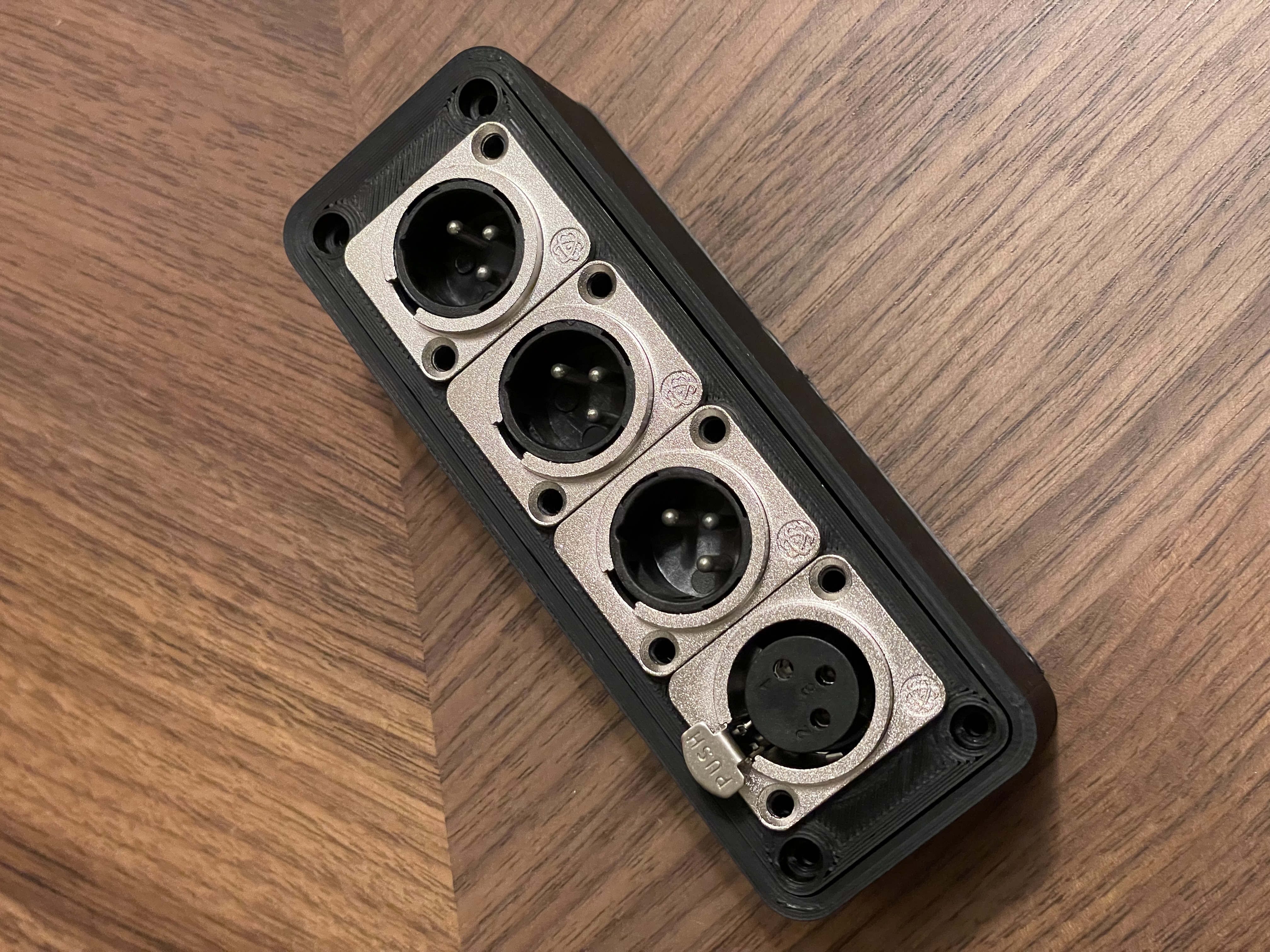 Neutrik D-Series Project Box (4-Port)
