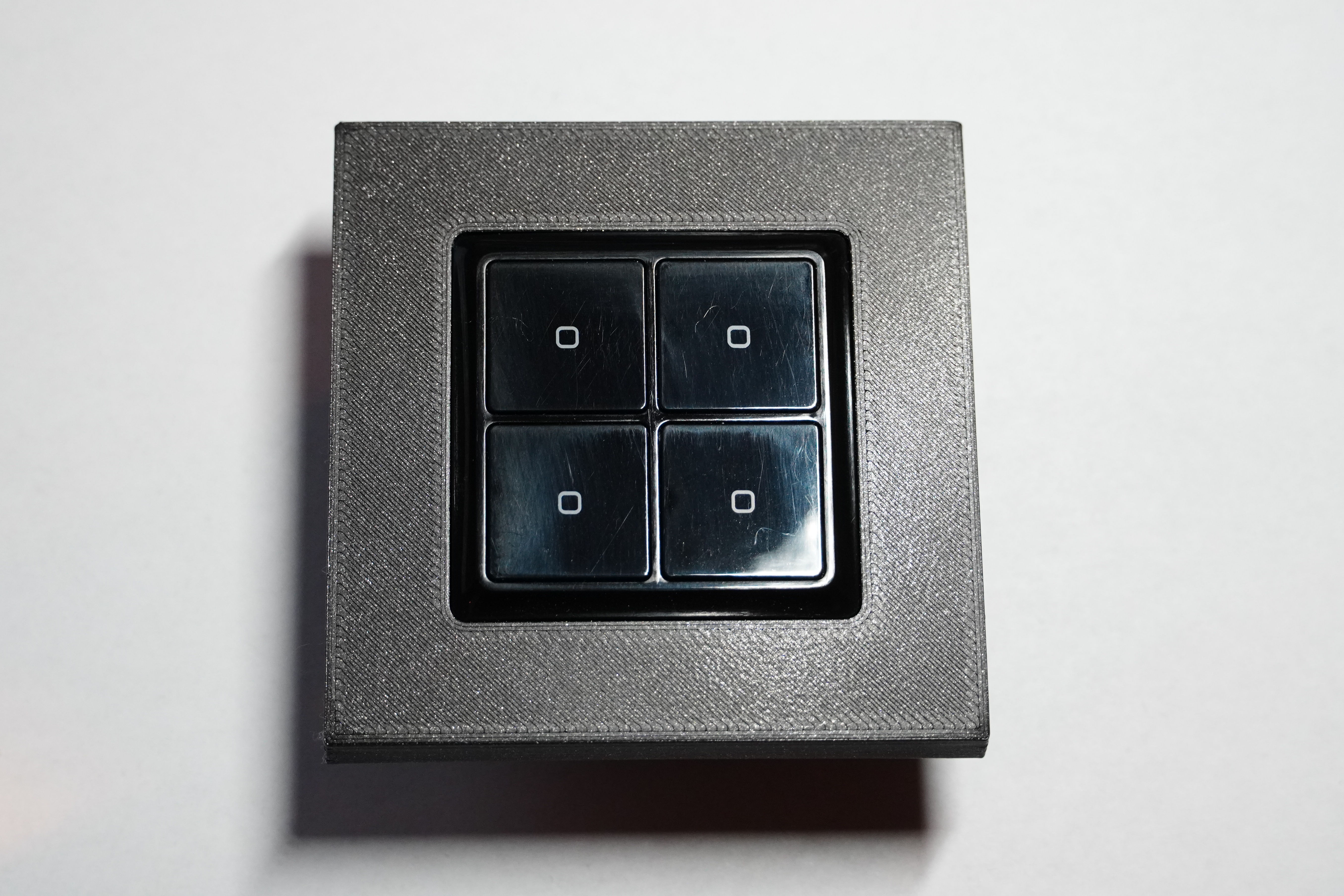 Shelly Wall Switch Frame for Gira E2