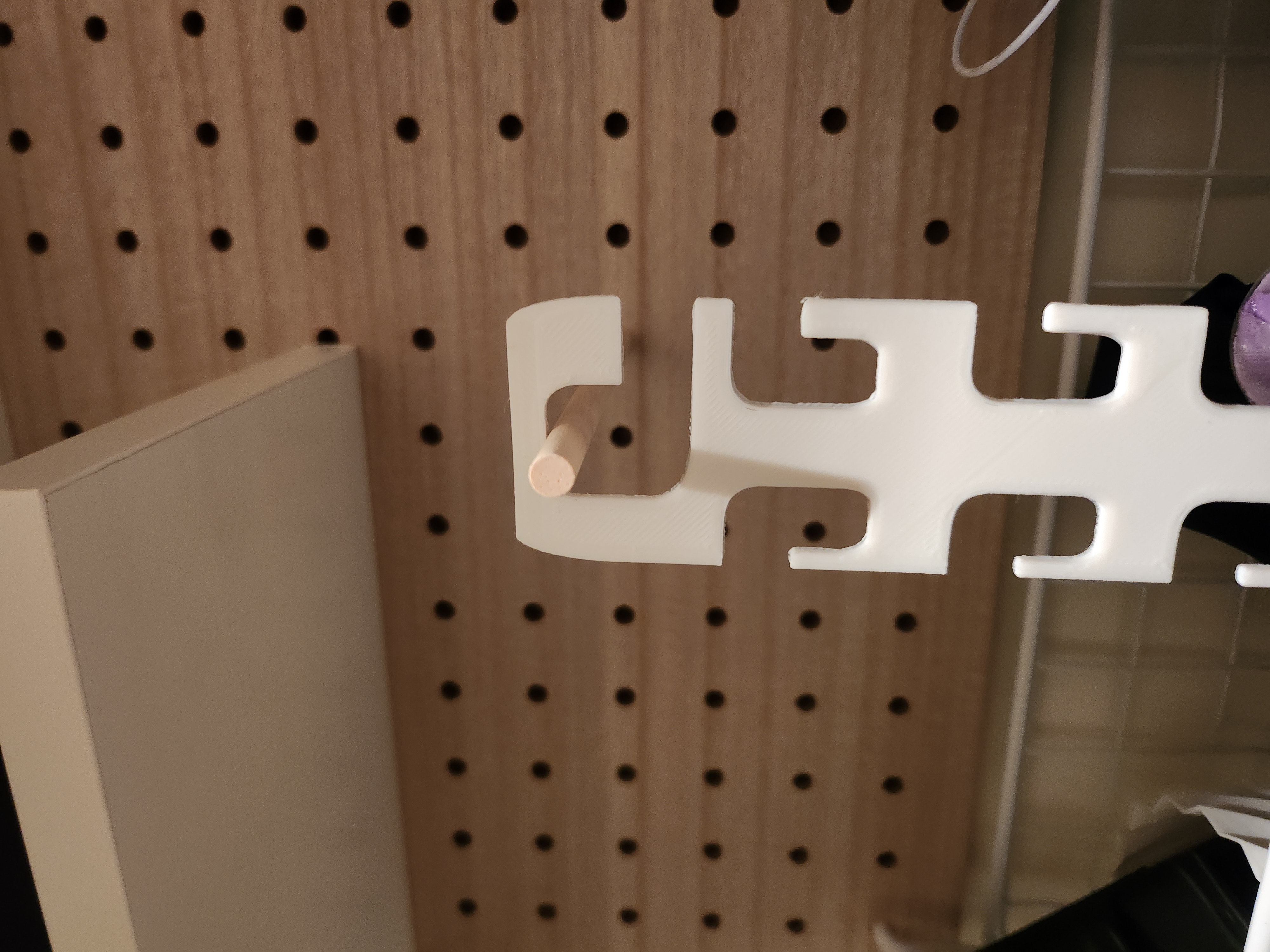 vertical hanger