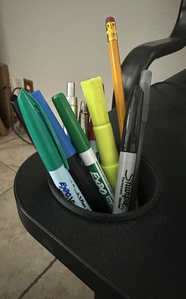 Ikea Fredde Computer Desk Pen Cup