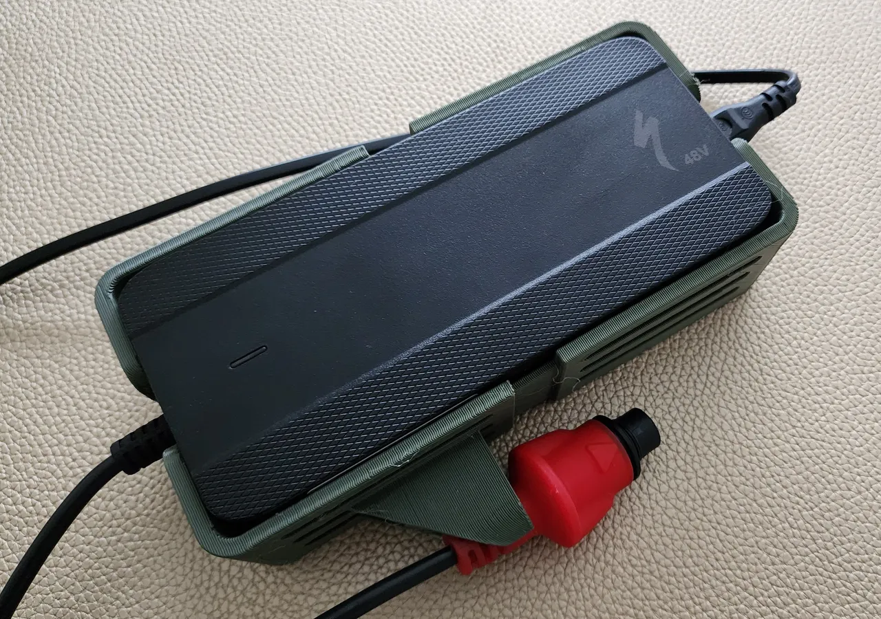 Specialized SL Charger Wall Mounting Case by CloudYeti
