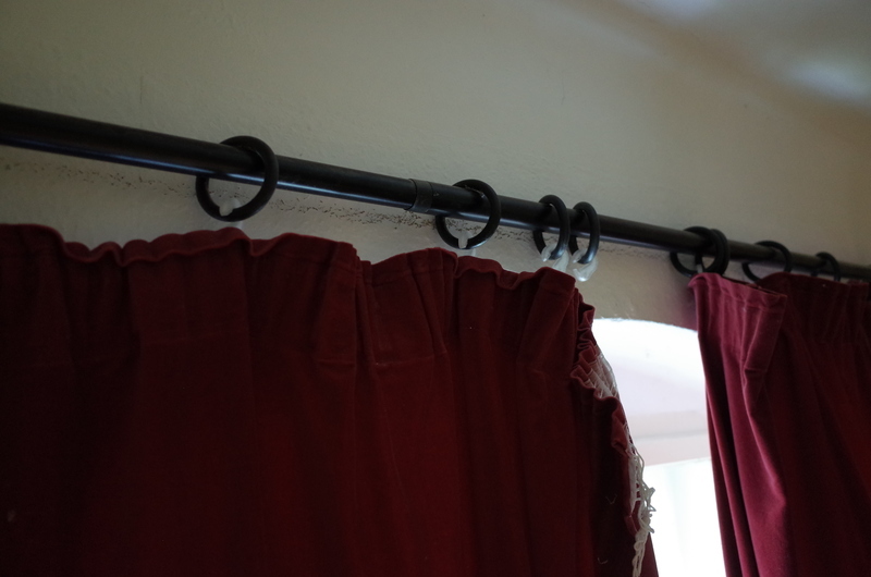 Miniatura 2 do modelo 3D Ikea loop curtain hanger hook