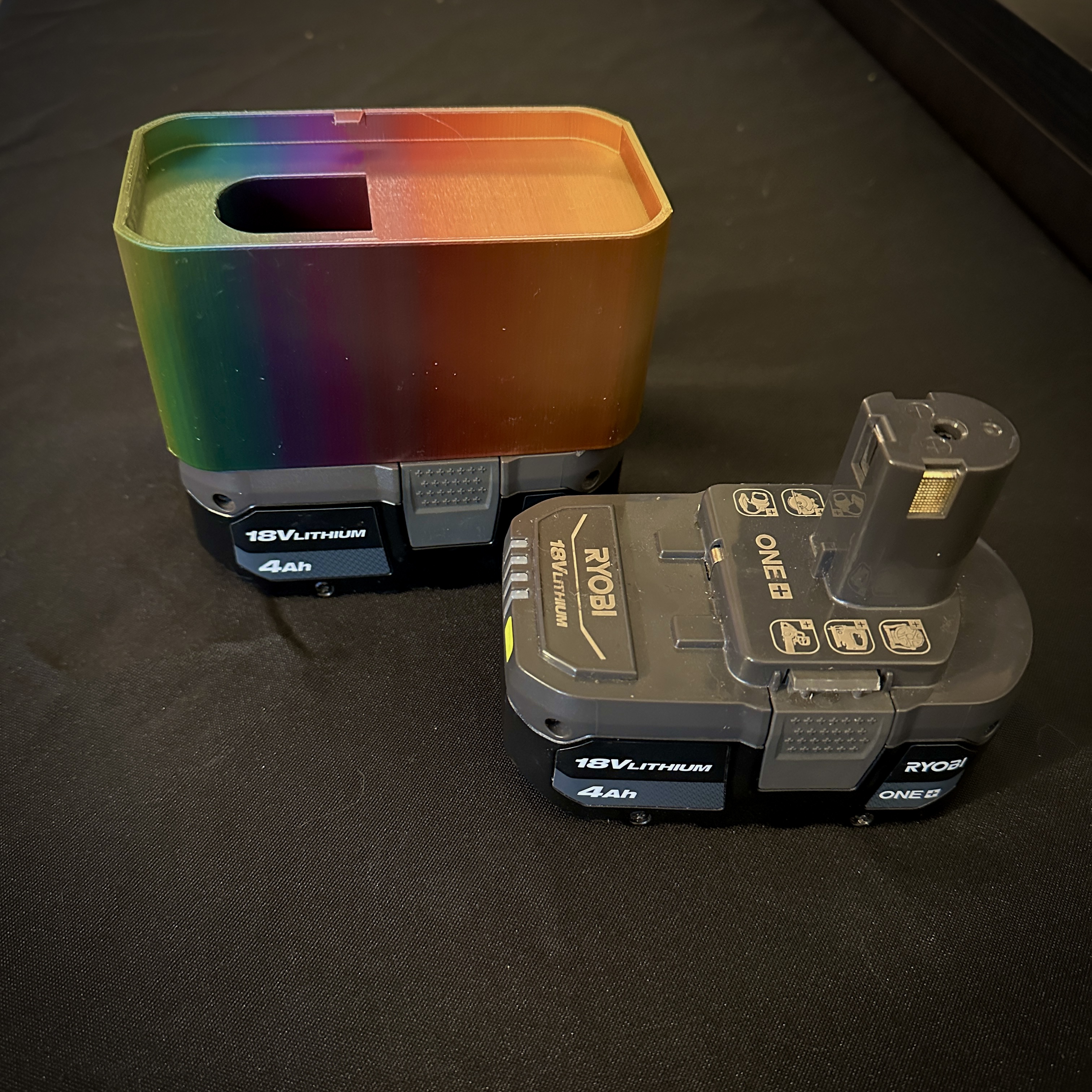 Miniatura 6 do modelo 3D Ryobi 18V Battery Stacker