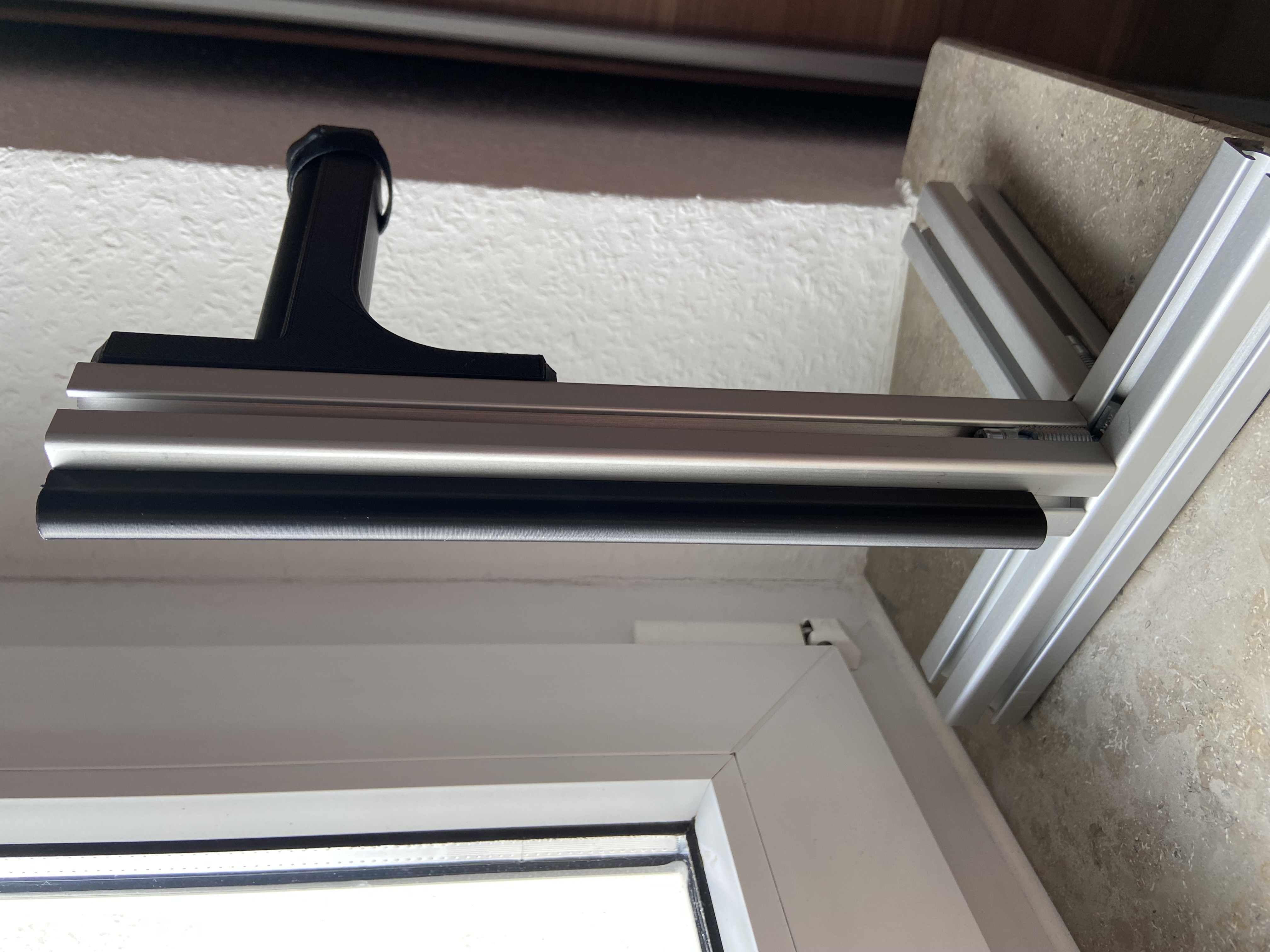 Cableclip for Aluminium 30x30mm Profiles (ITEM) -> 250mm high