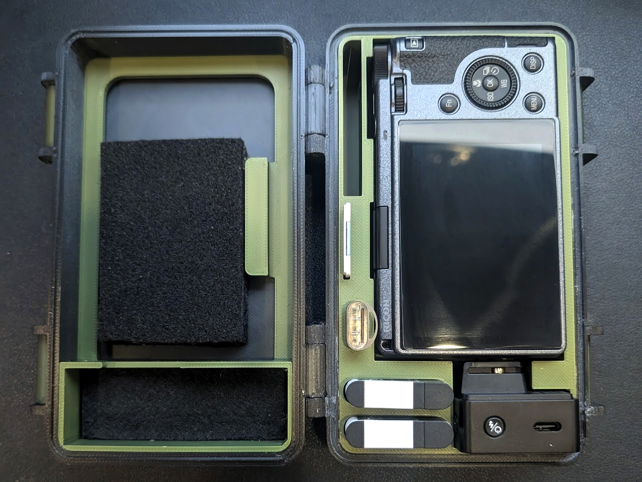 Ricoh GR III Case - Remix  iM20 - USB C SD Adapter