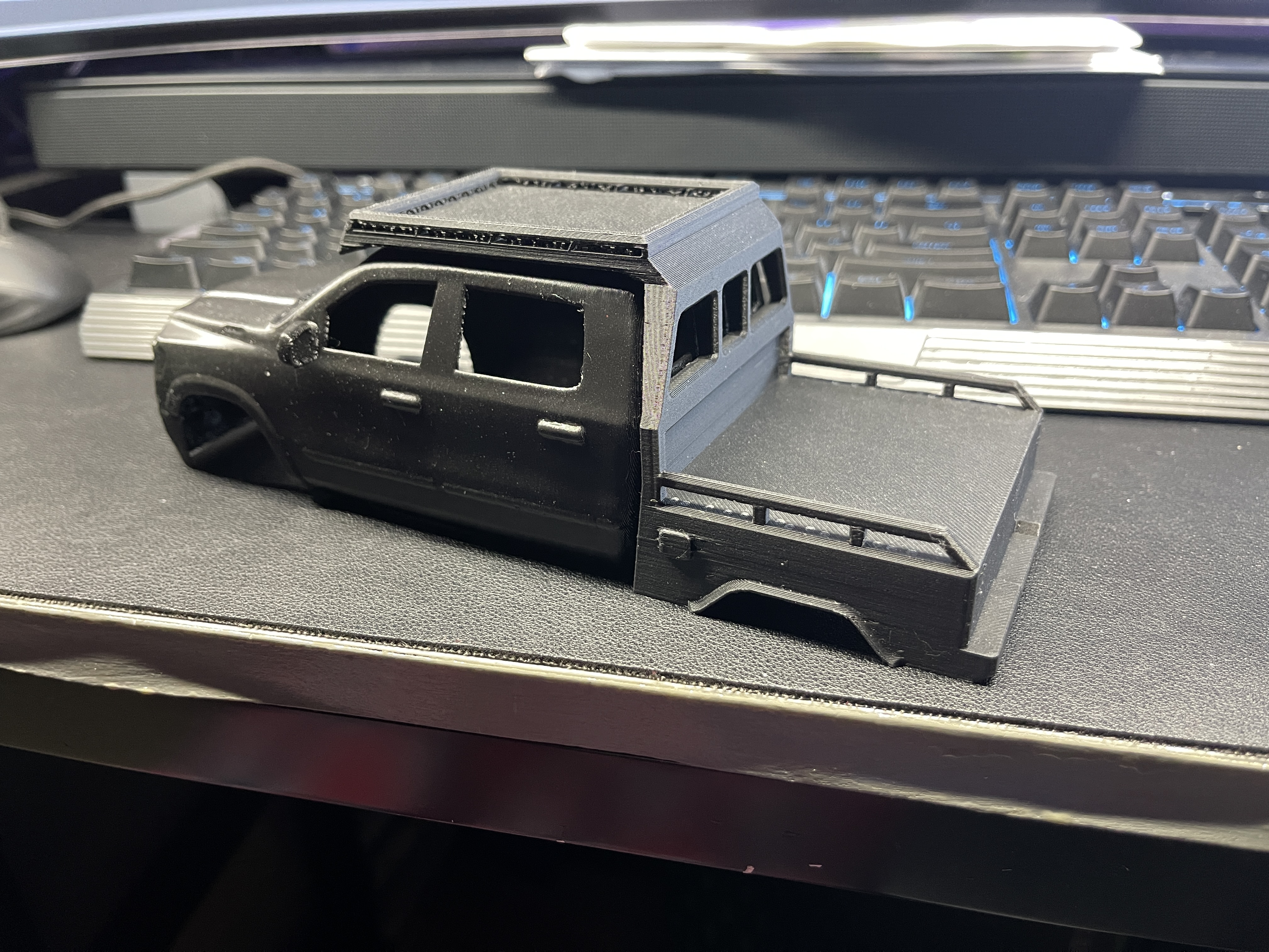 scx24 flat bed with roof rack