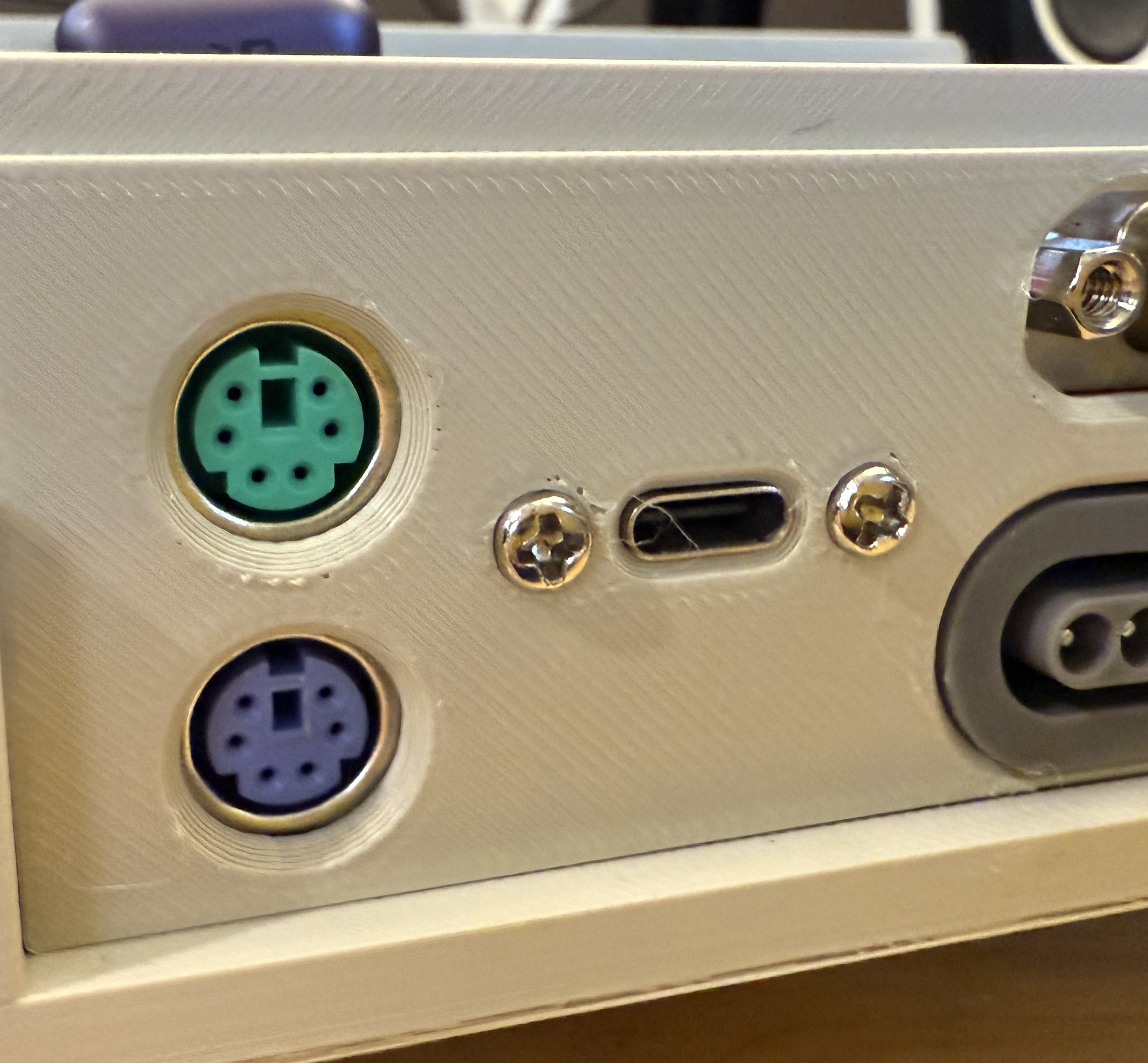 OtterX USB C panel for Amiga-Style Mini ITX Case