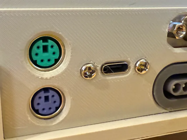 OtterX USB C panel for Amiga-Style Mini ITX Case