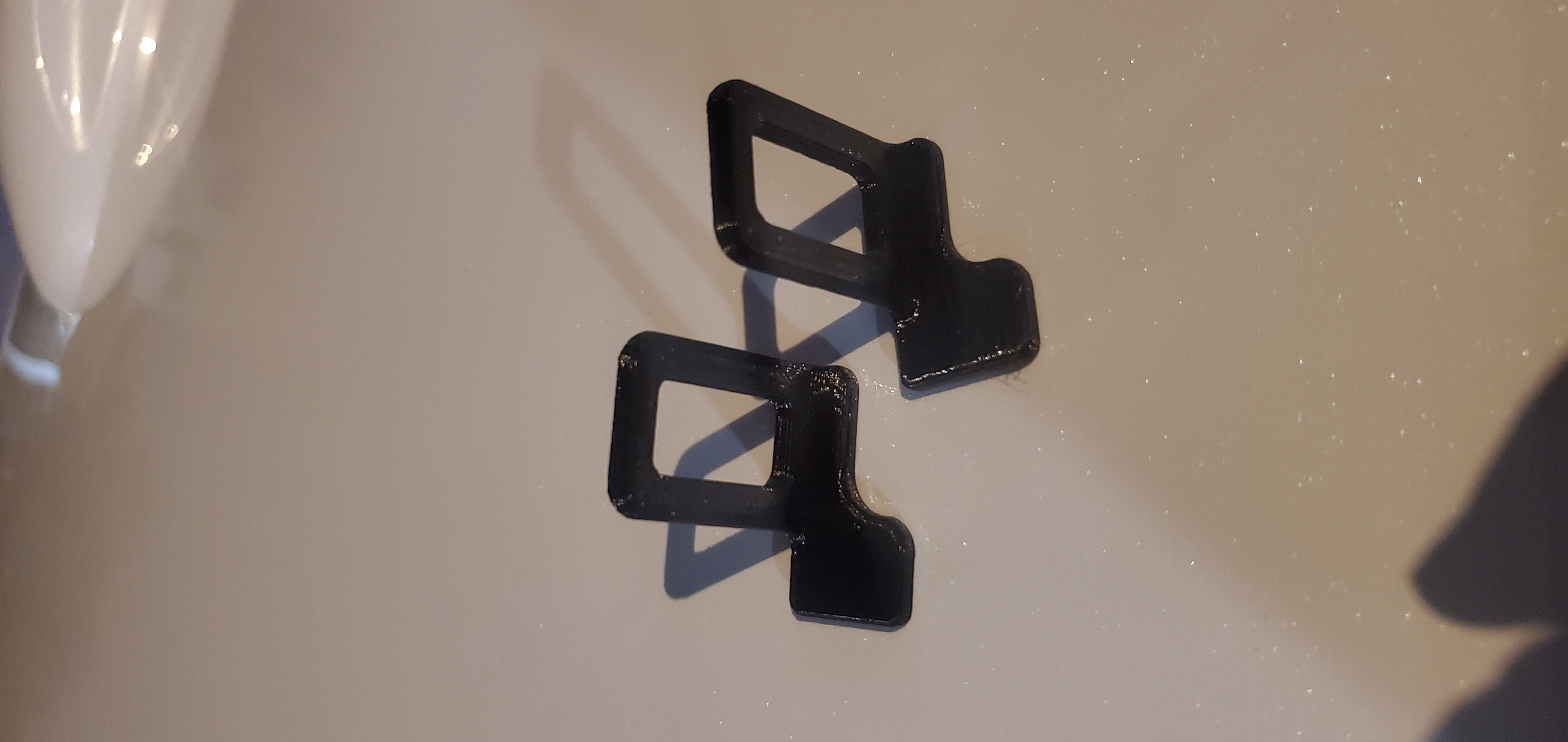 Seat belts latch.