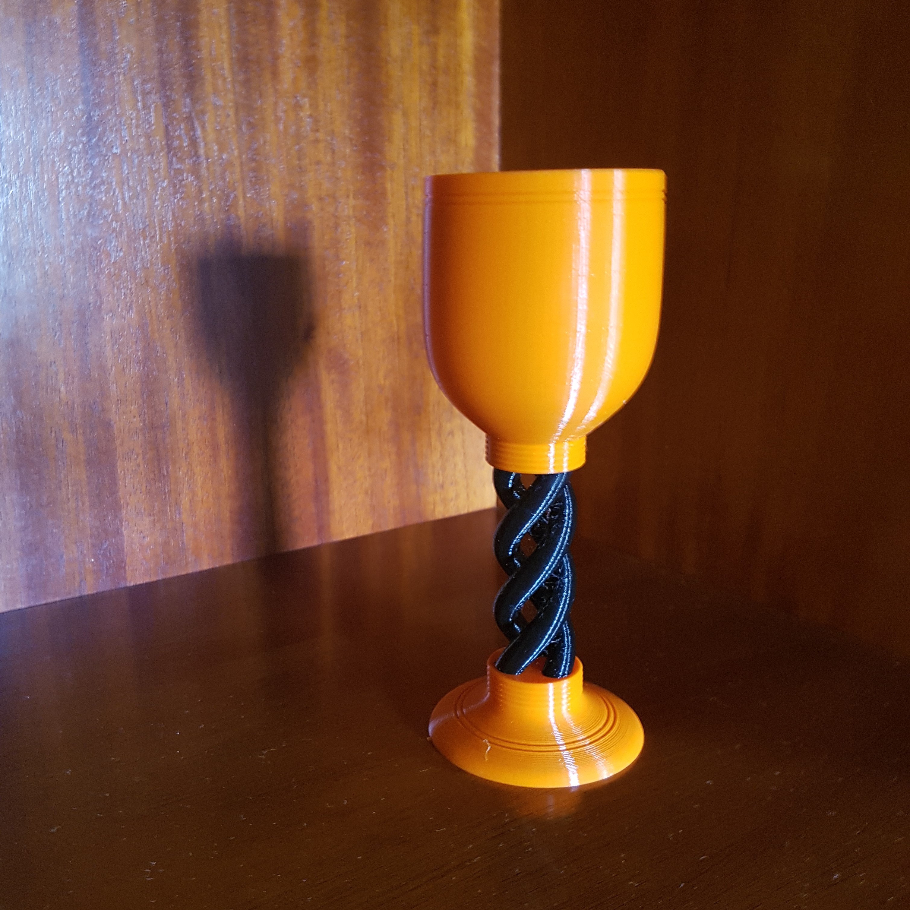 Twisted Cup by Gustavo Rezende Download free STL model