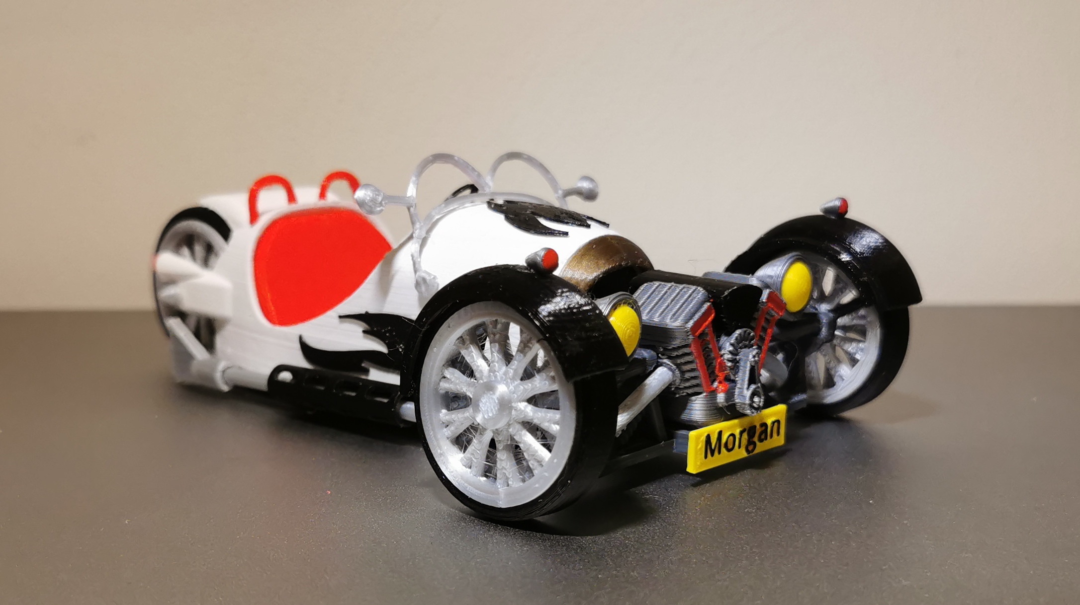 Morgan 3-Wheeler (super) Scale 1:20 Designer Ed van der Heijden.
