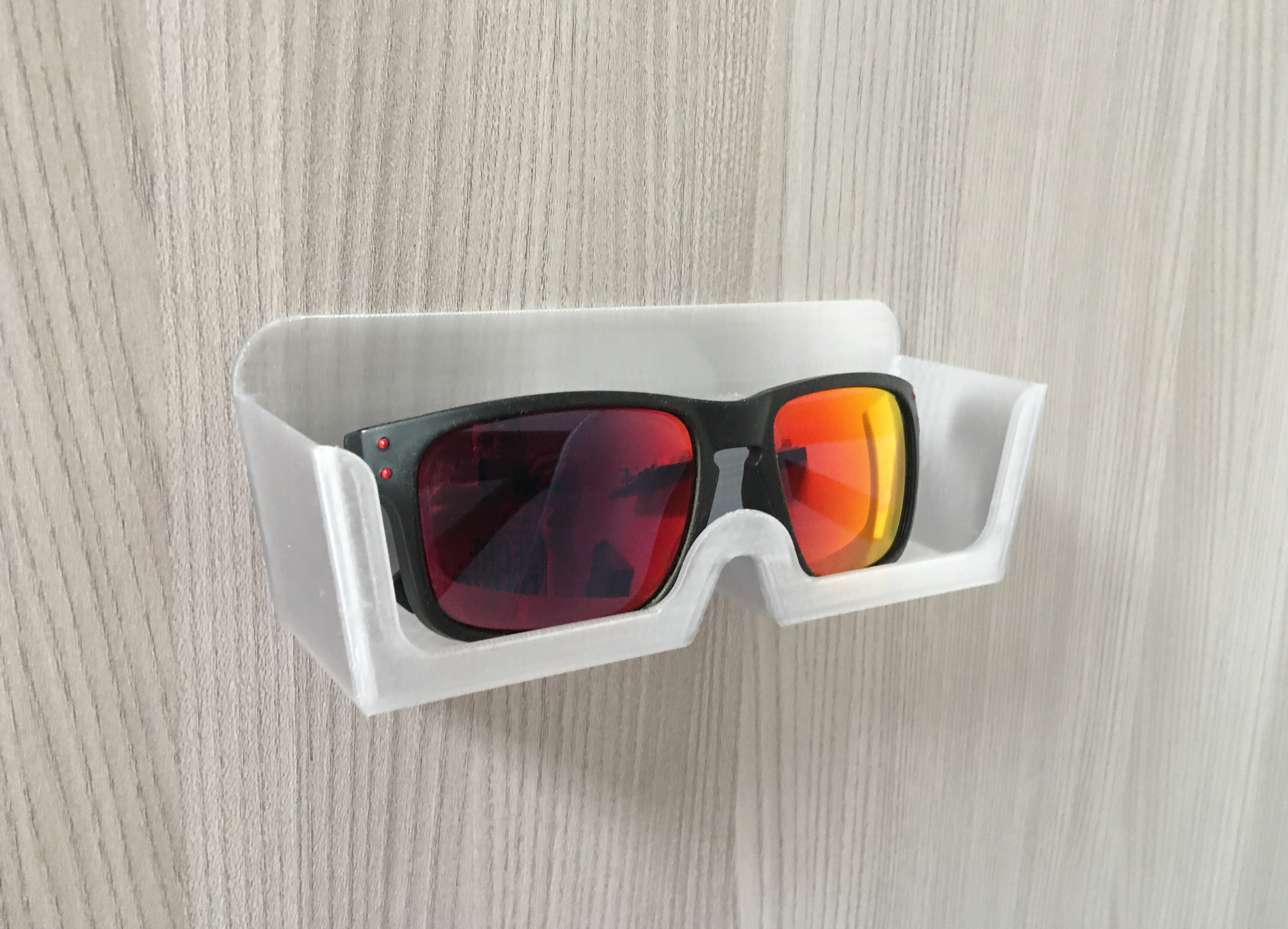 Glasses holder