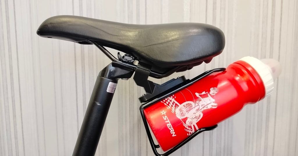 Bicycle bottle holder by Green parrot | Download free STL model ...