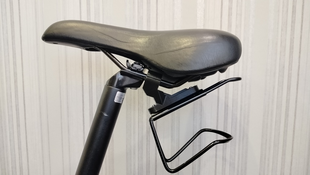 Bicycle bottle holder by Green parrot | Download free STL model ...