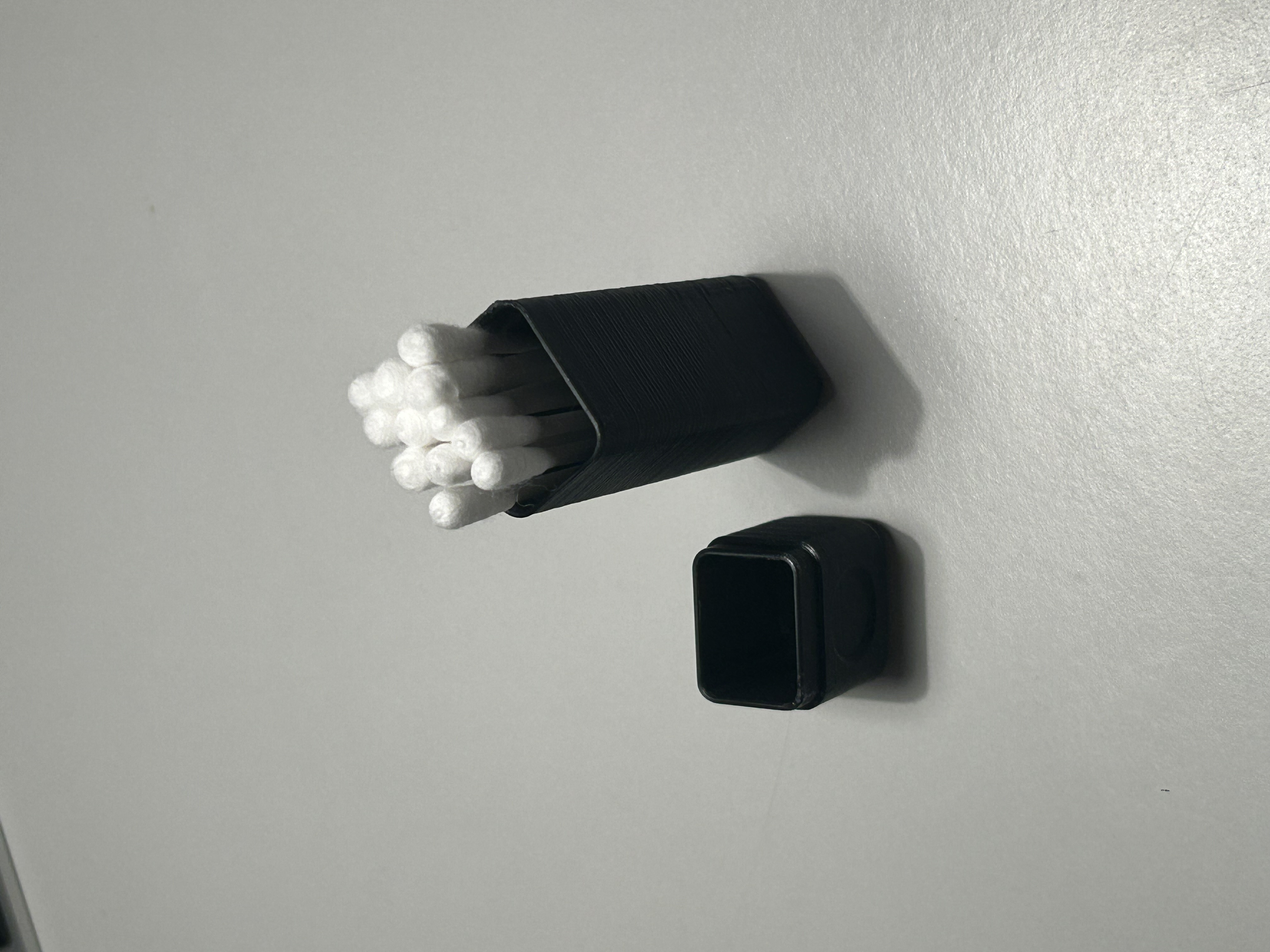 Miniatura 4 do modelo 3D QTip Travel Case