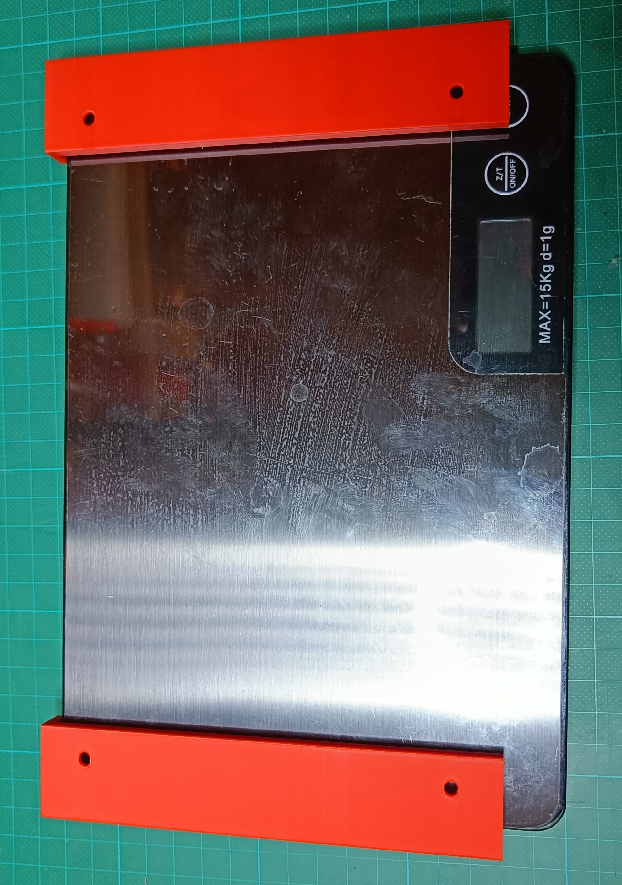 Miniatura 3 do modelo 3D Kitchen Scale Under Table Mount (Scale Model unknown)