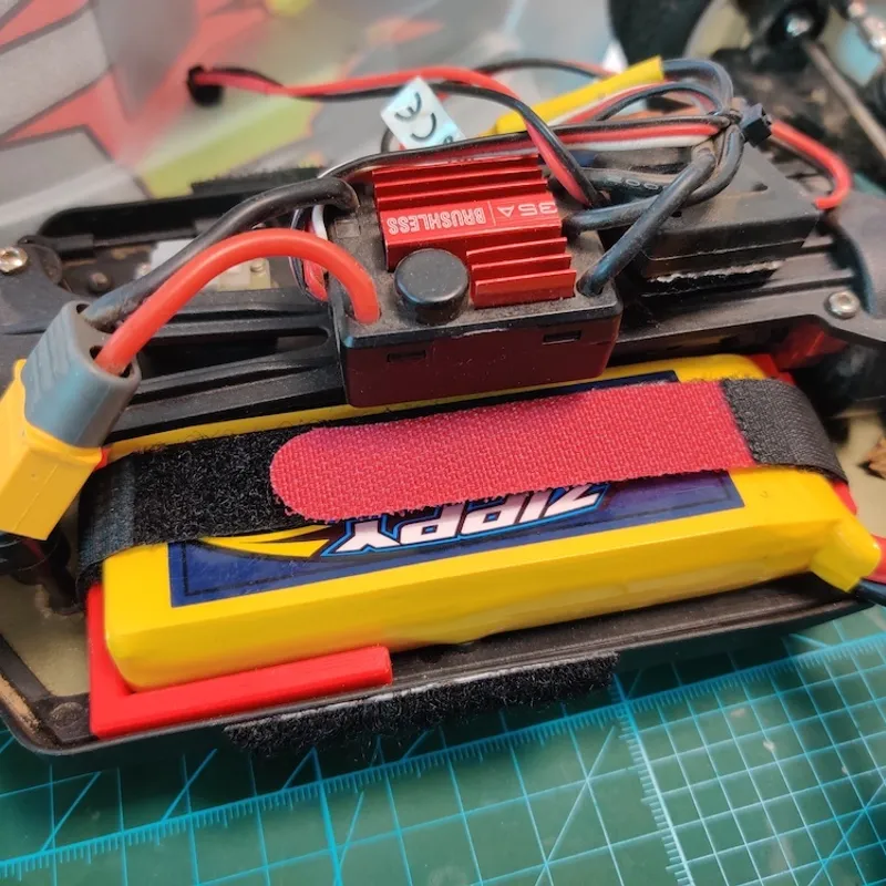 Rc car battery holder clearance