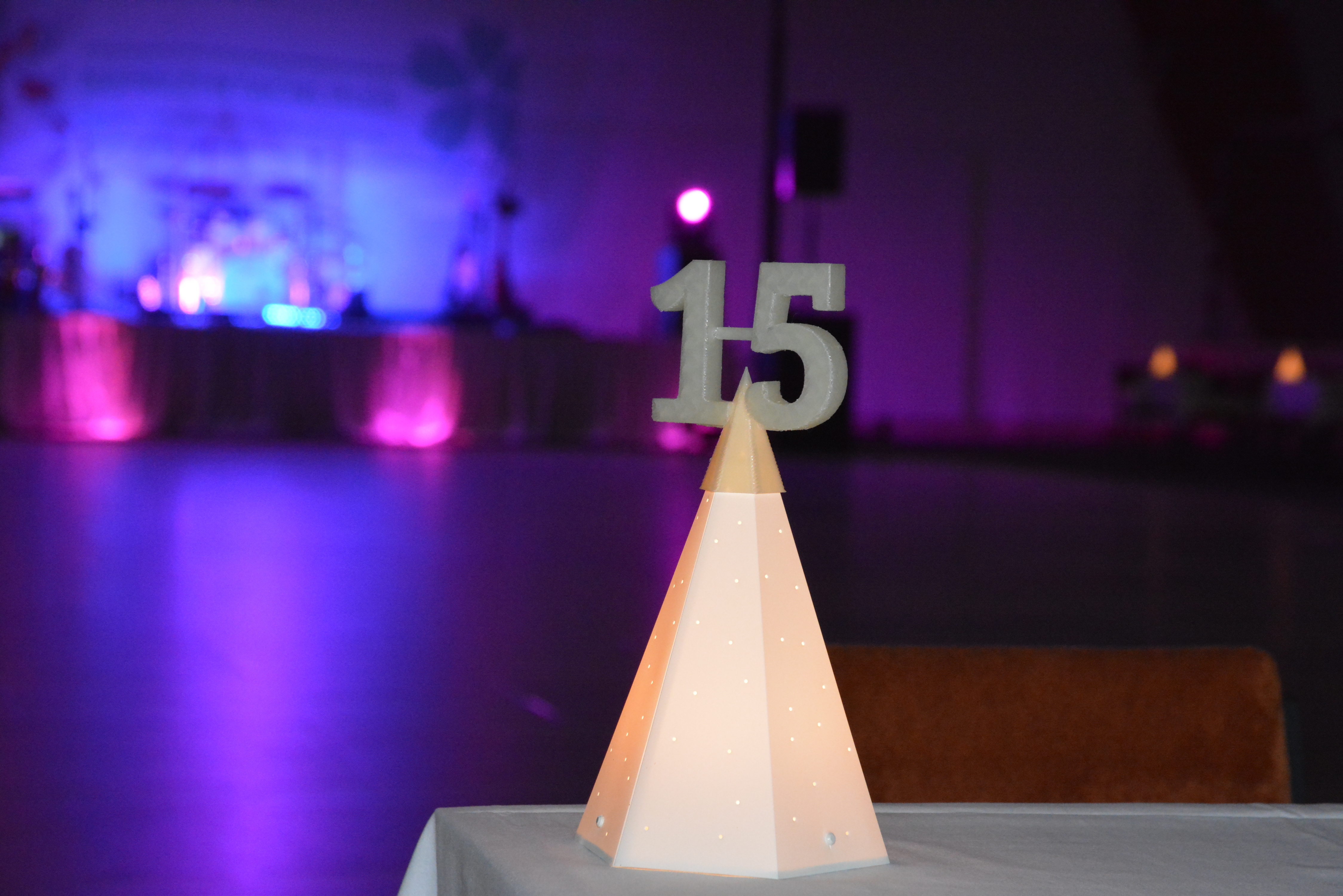 Miniatura 4 do modelo 3D IKEA STRALA - table numbers