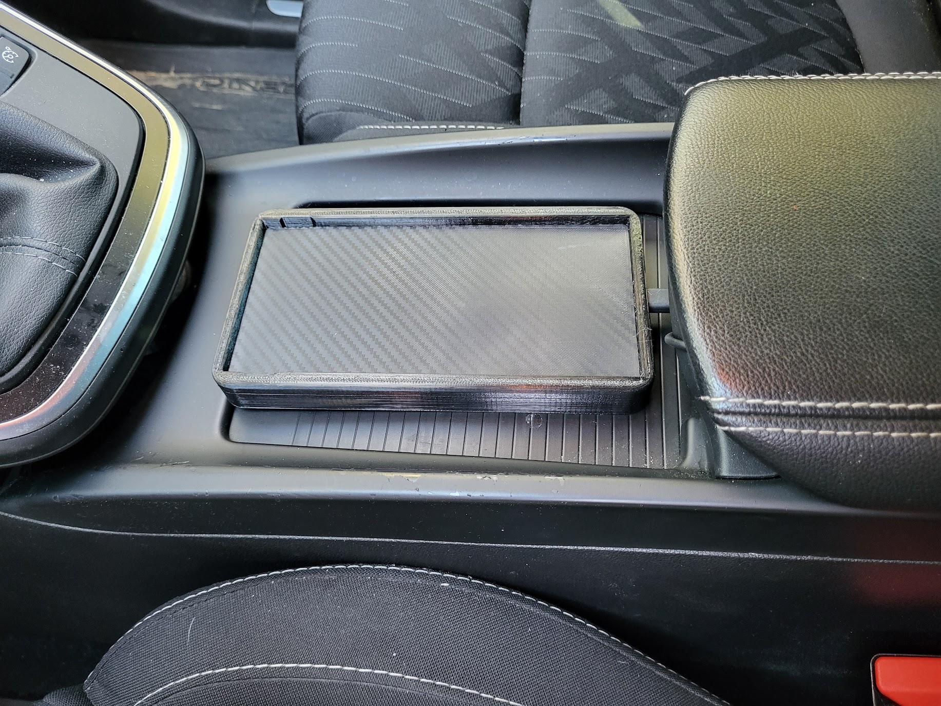 Scenic 4 inductive charger
