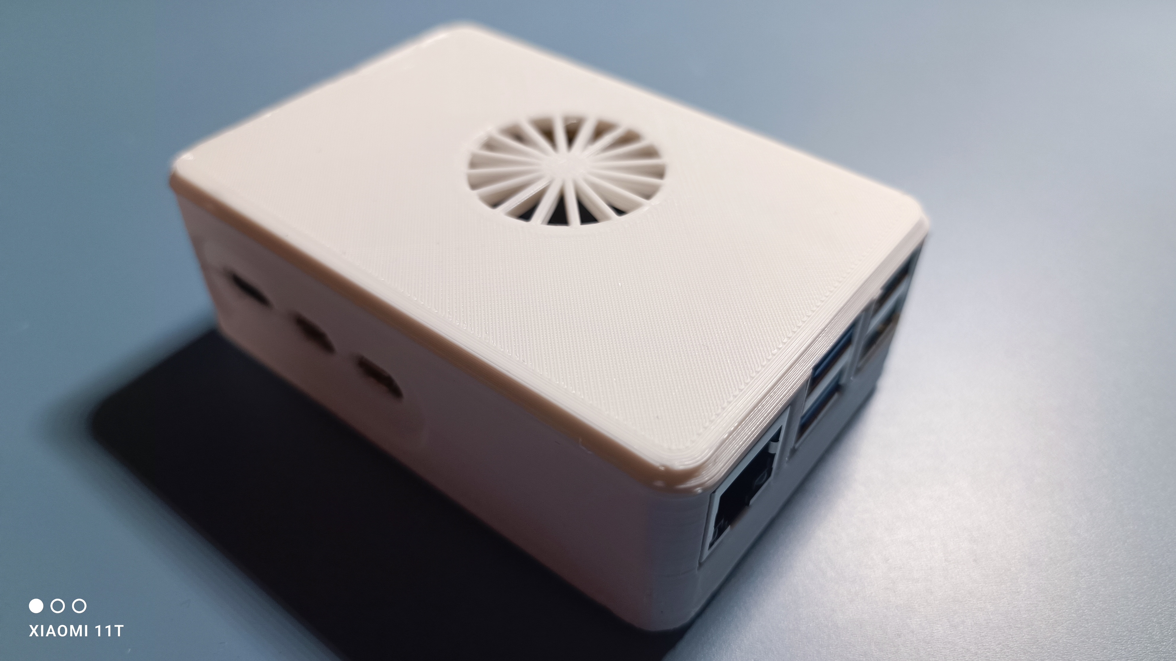 Raspberry Pi 5 + Pimoroni NVME Base Case - Remix