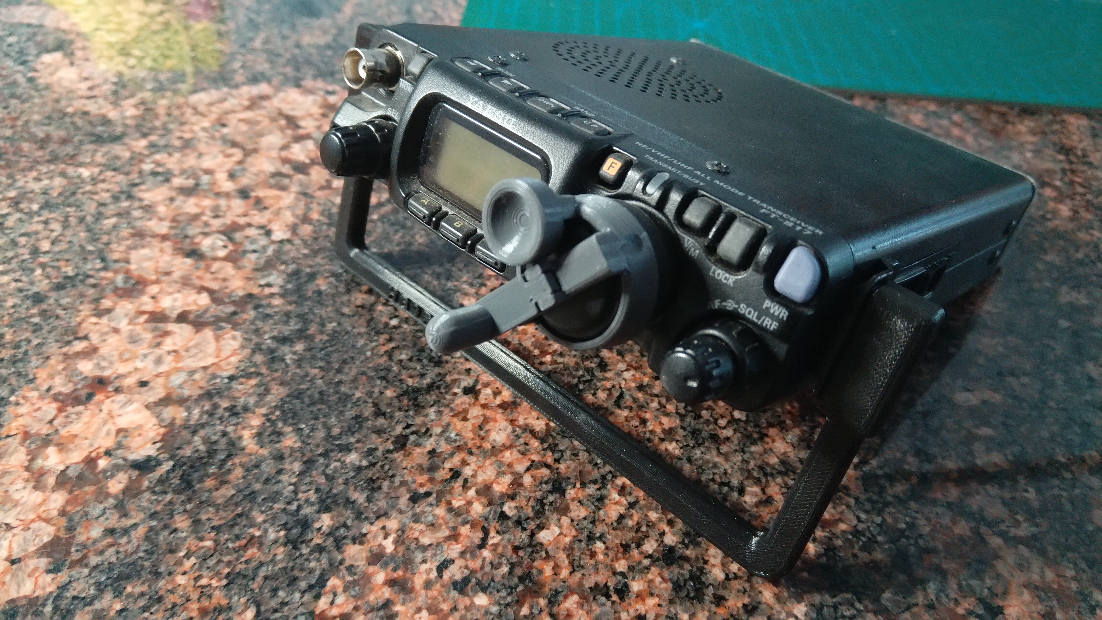 Kurbelaufsatz mit Fingermulde für Yaesu FT-817 und FT-818