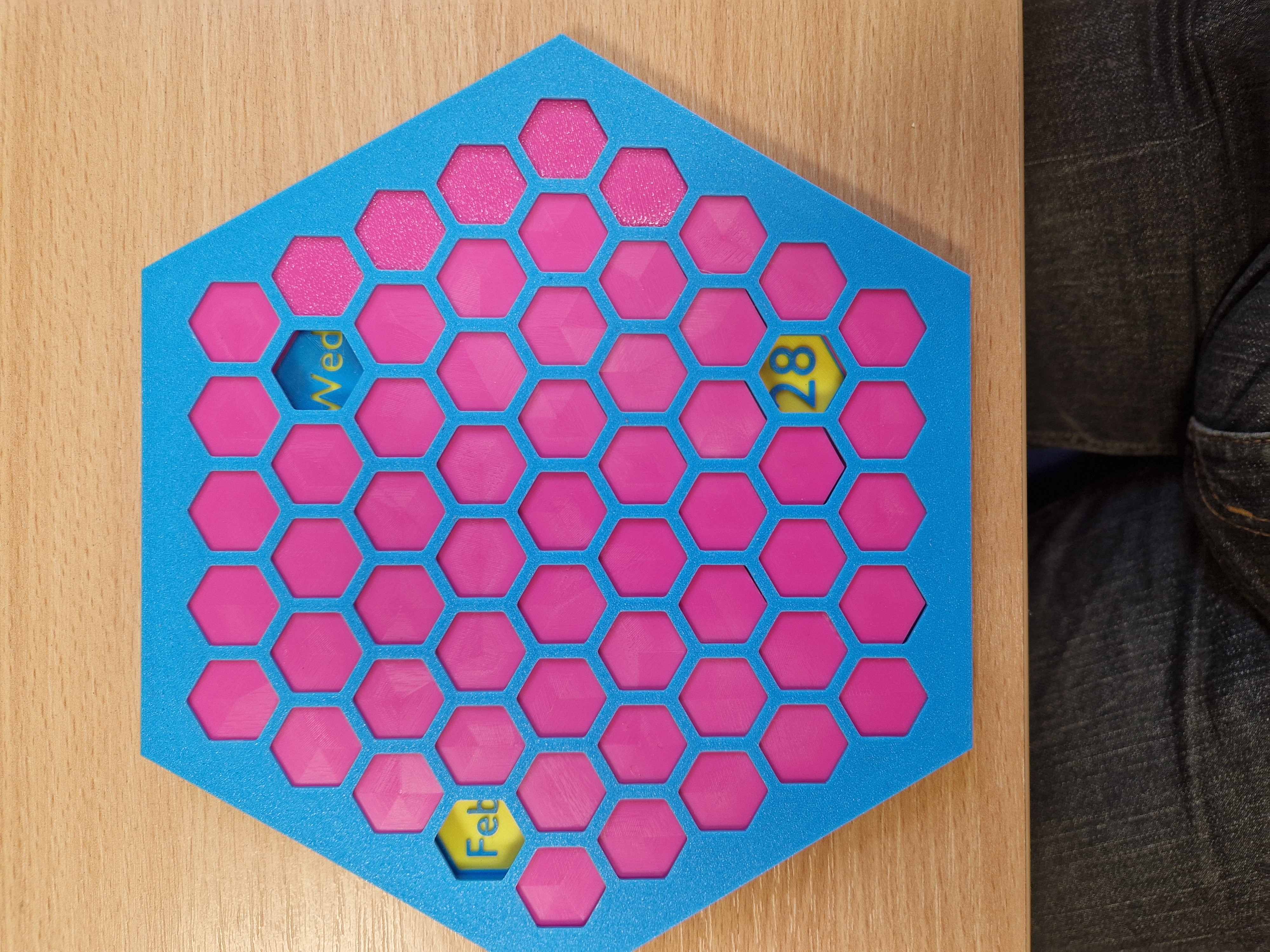 Cover for hex puzzle