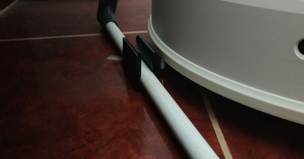 Stops for robotic vacuum cleaner by Petr Bojar Download free STL