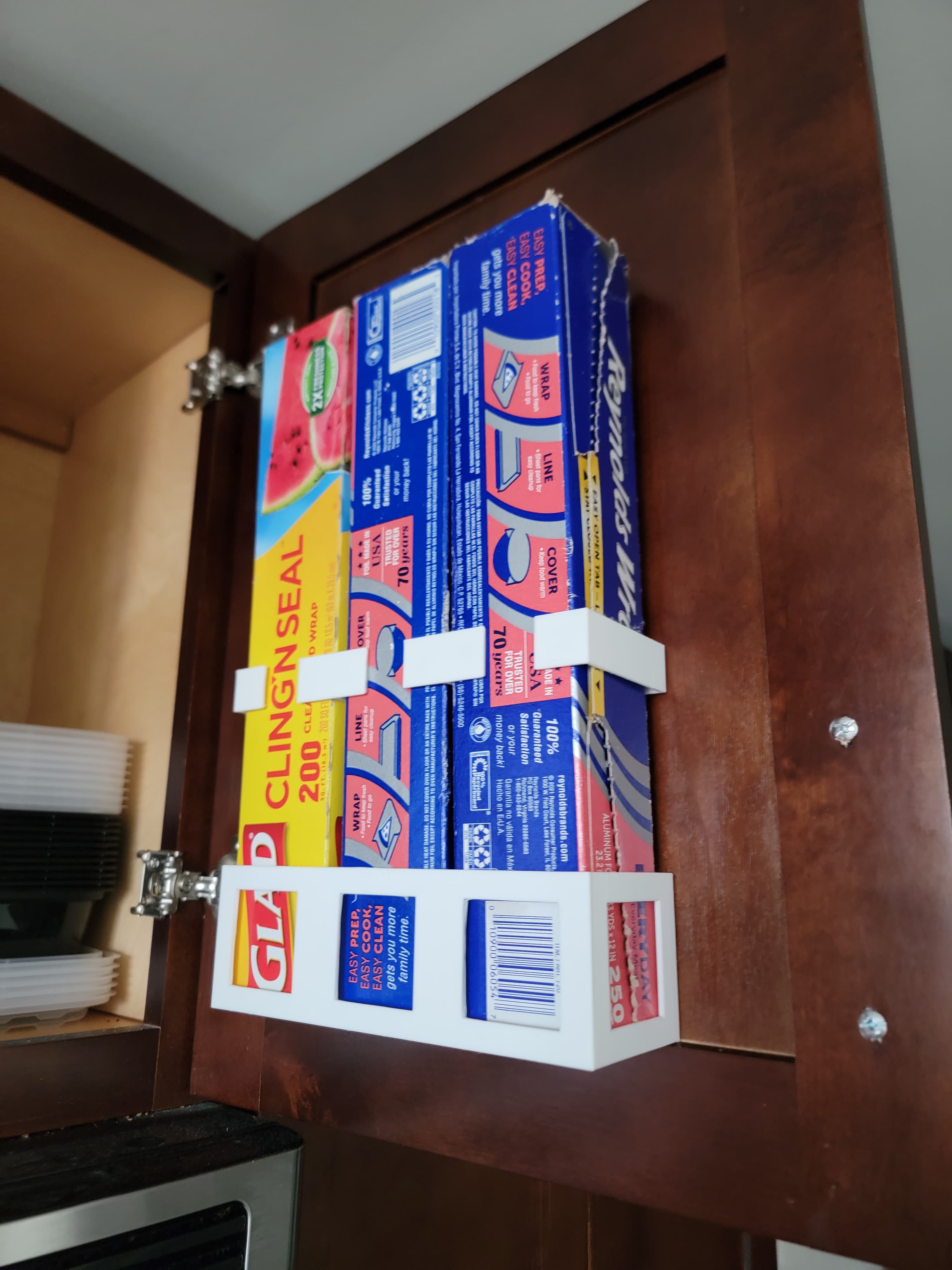 Vertical Kitchen Roll/Foil/Cling Film Holder by minaabdou Download