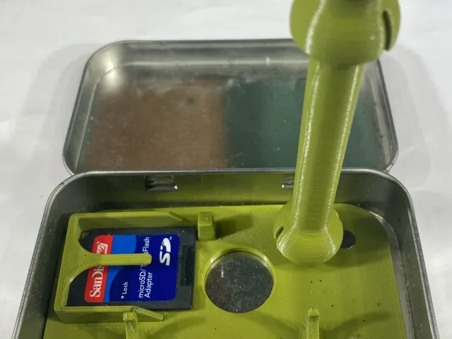 Tentacle Altoids Box Camera Stand