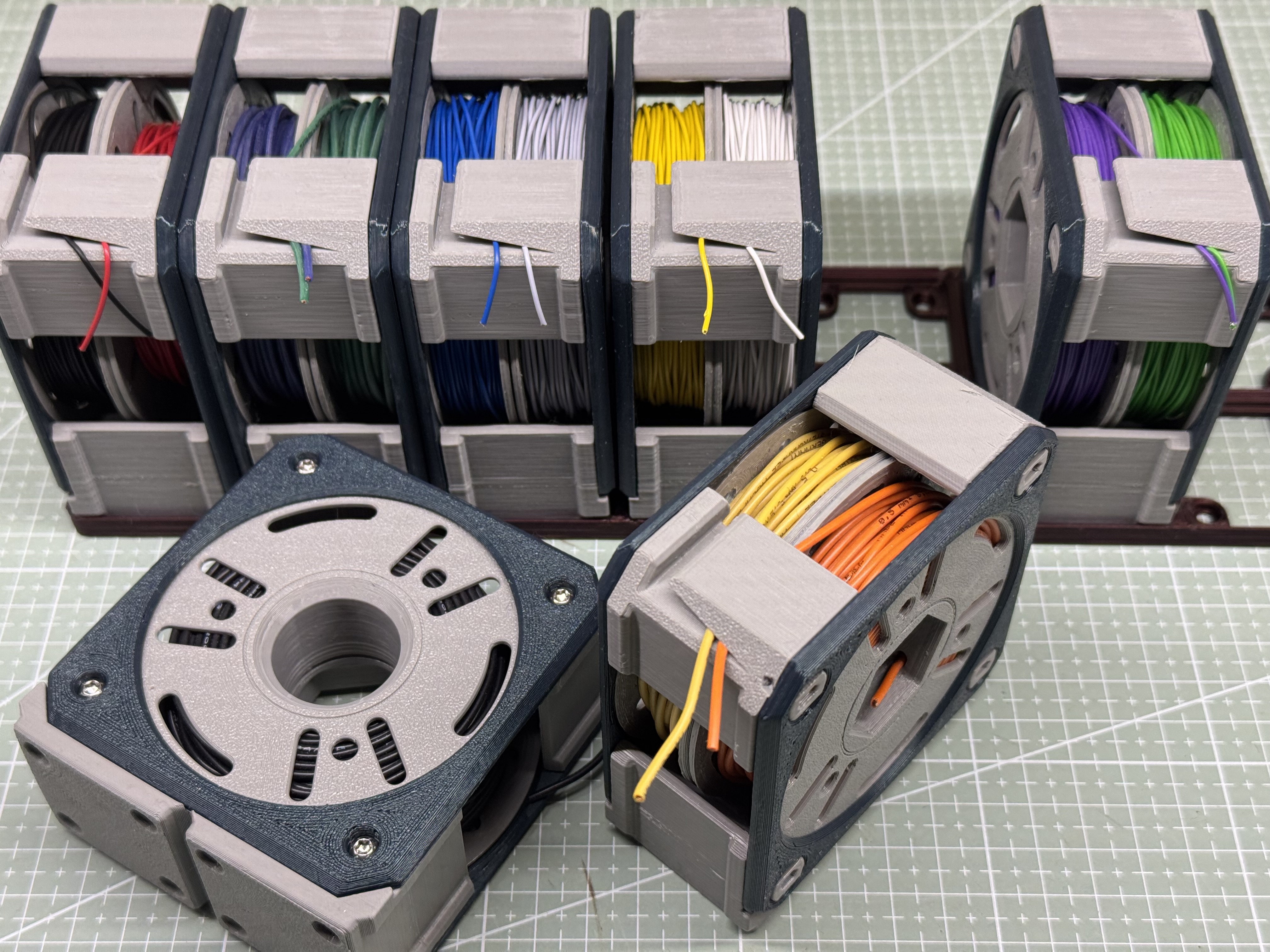 Miniatura 3 do modelo 3D Cable Spool Holder Gridfinity
