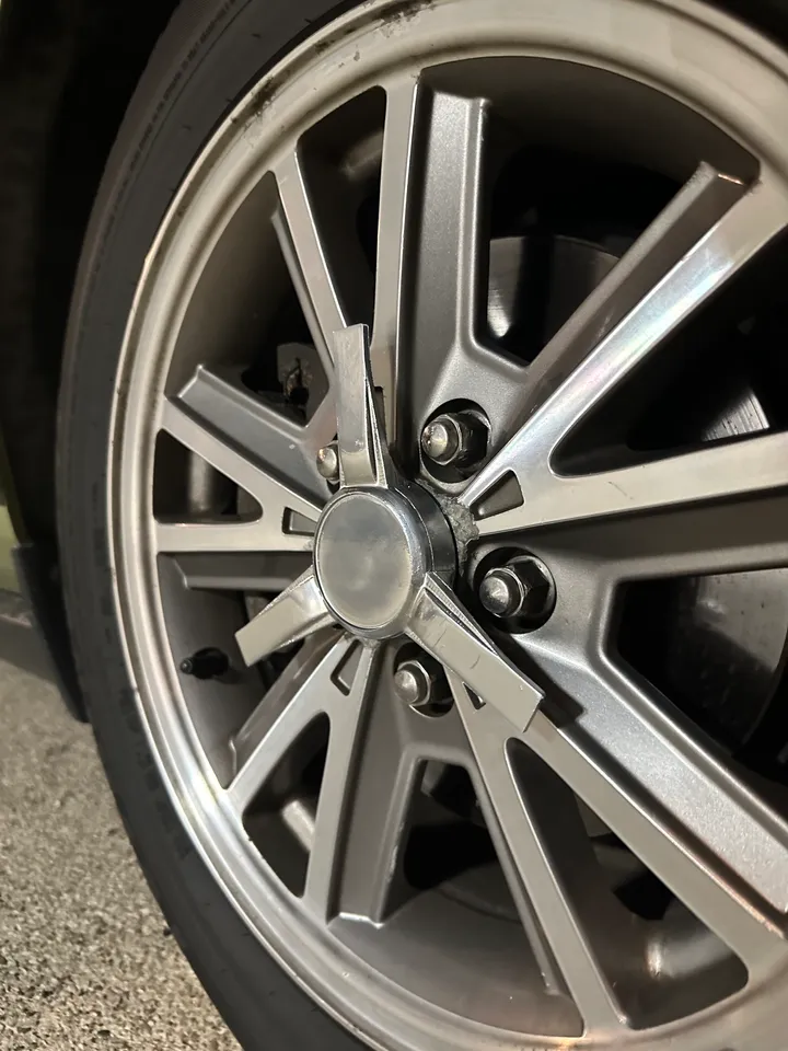 Mustang spinner center caps sales