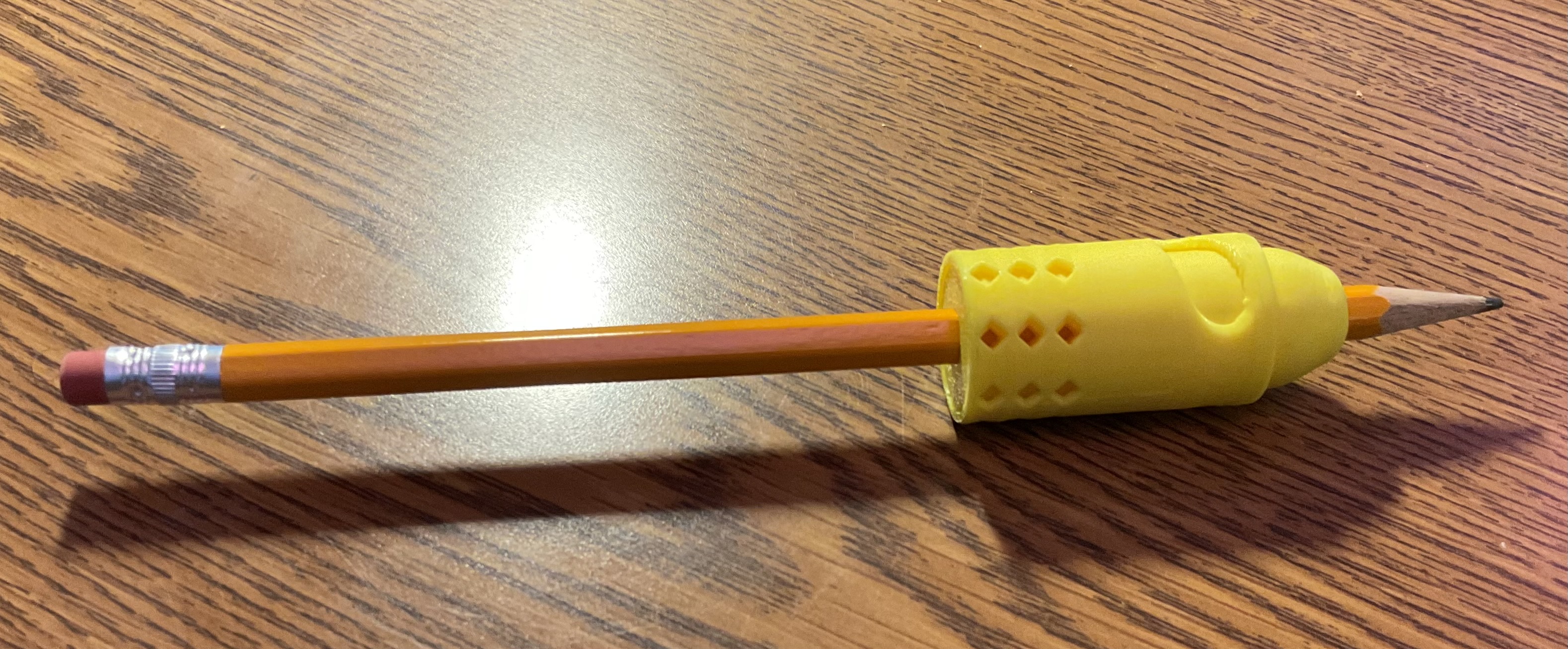 Fidget Pencil Grip #2 by teachingonthespec | Download free STL model ...