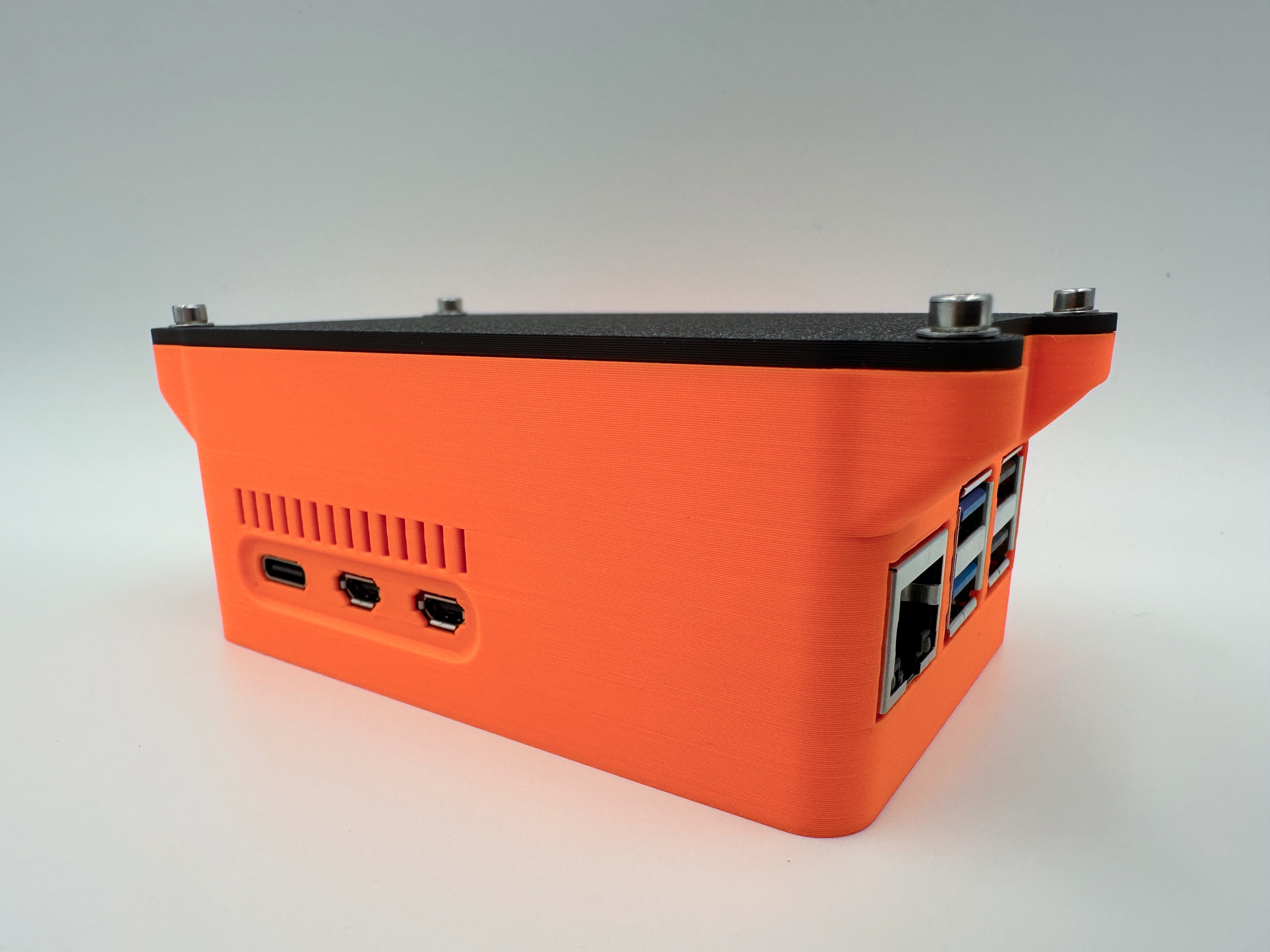 Raspberry Pi 5 and Pineberry HatDrive! Top Case by Fyrby Additive ...