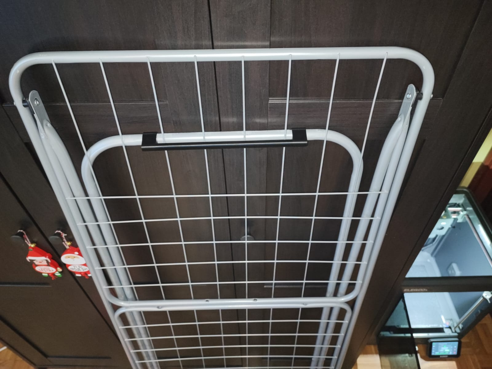 Clothes Dryer Rack Fix — miniatura 2