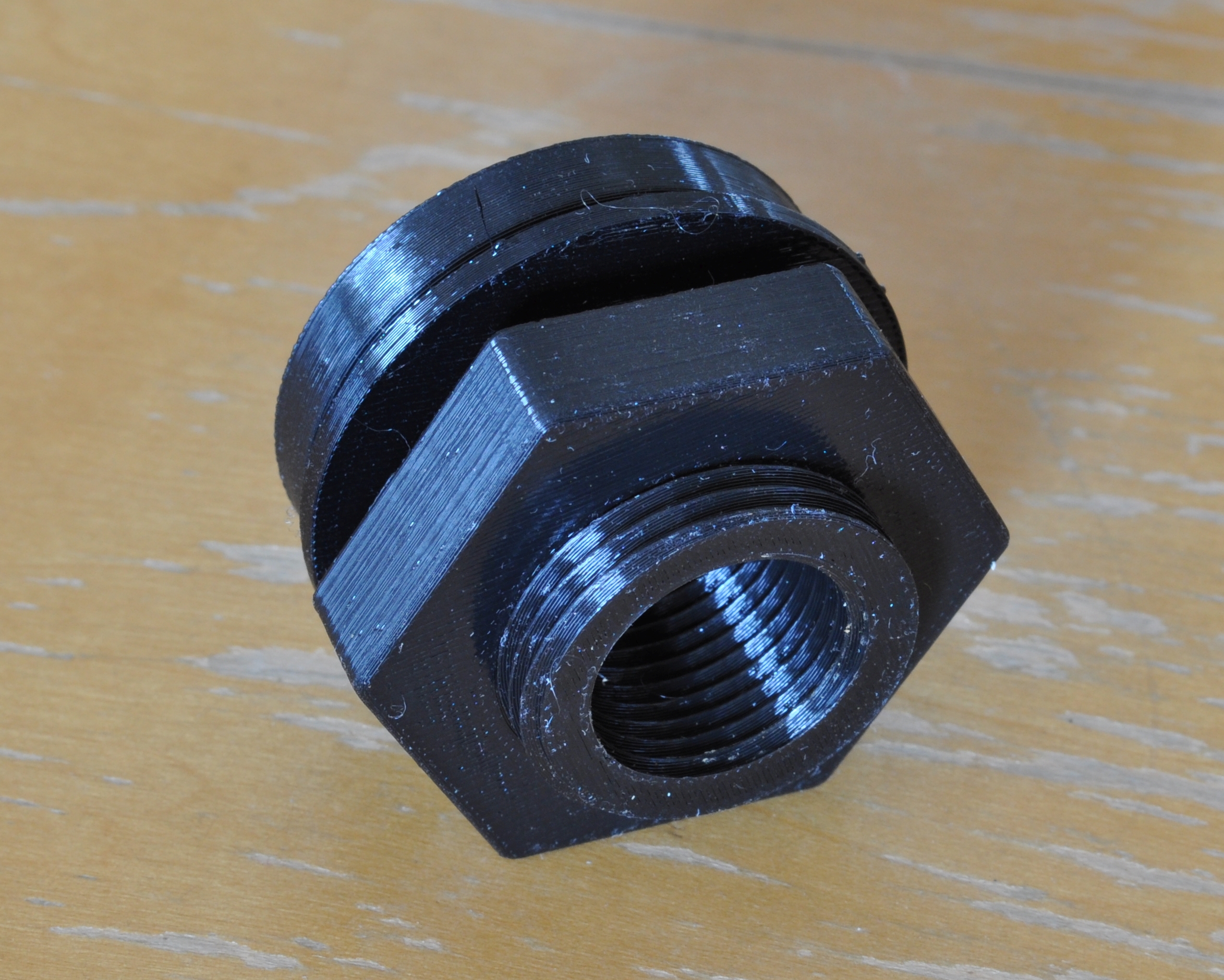 Miniatura 3 do modelo 3D Bulkhead Fitting for Rain Barrel