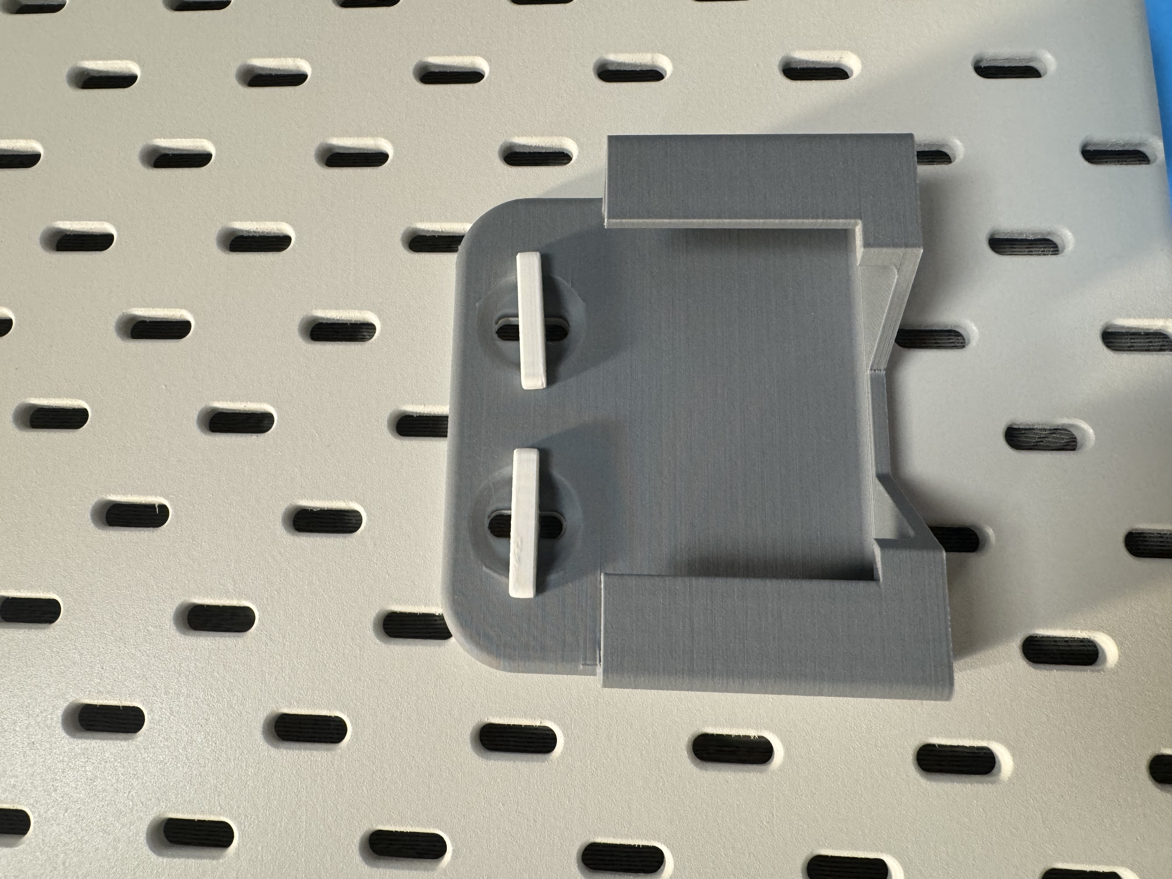 Parametric Phone Holder for IKEA Skadis with T-clip system.