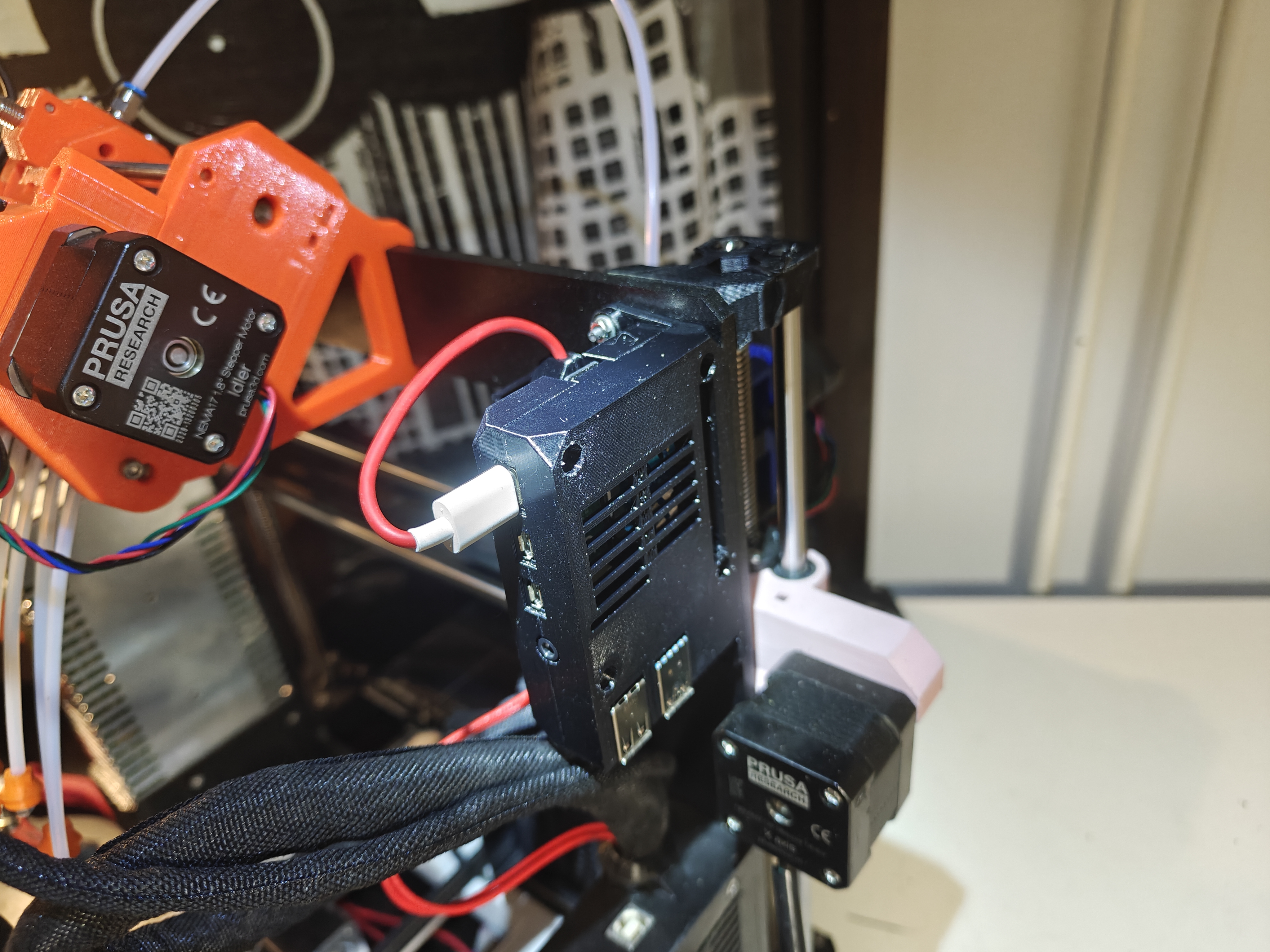 RPi4 case for Prusa MK2/2.5S (remix)