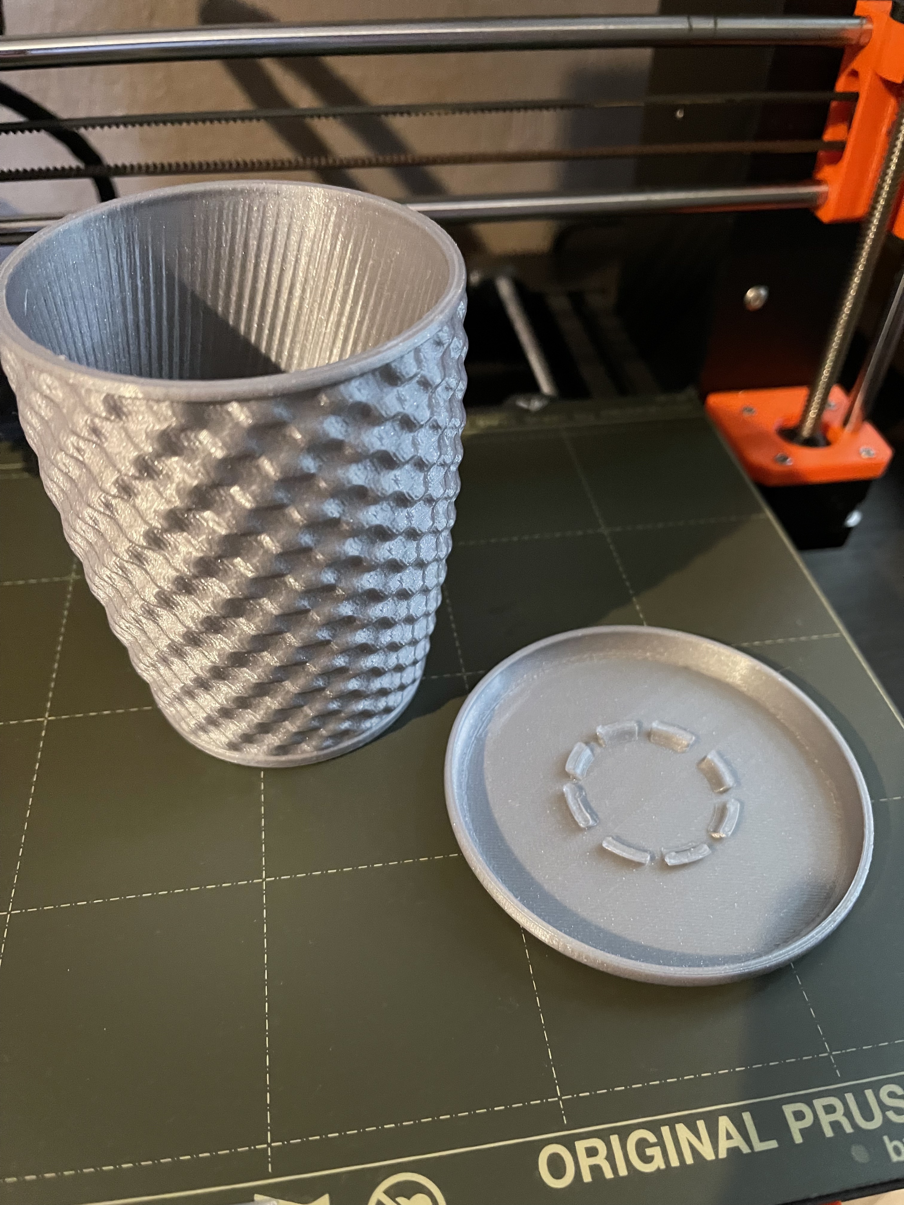 A simple flower pot