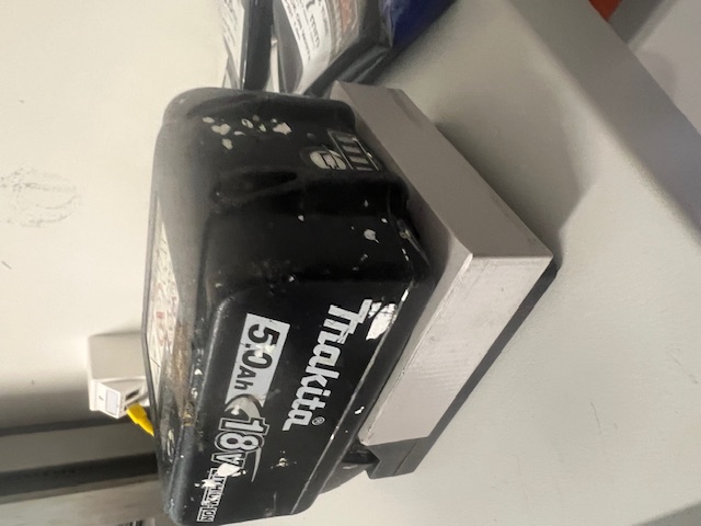 Makita 18V Adapter Reperatur Pro One: FL18V10000LMDC by fhartmann ...