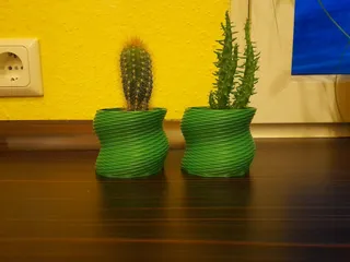 Vase / Planter
