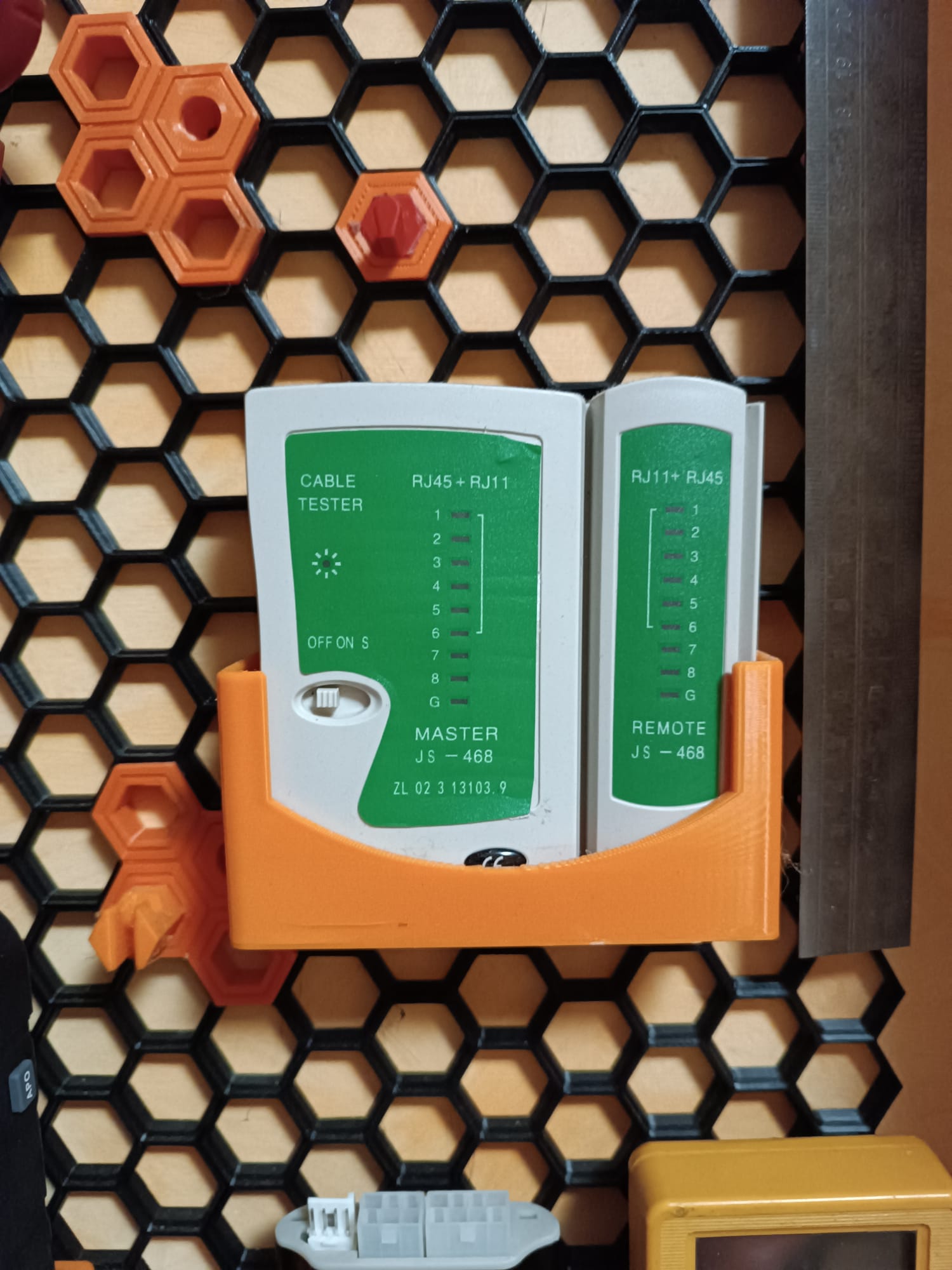 Contenitore Tester cavi rj45 a nido d'ape