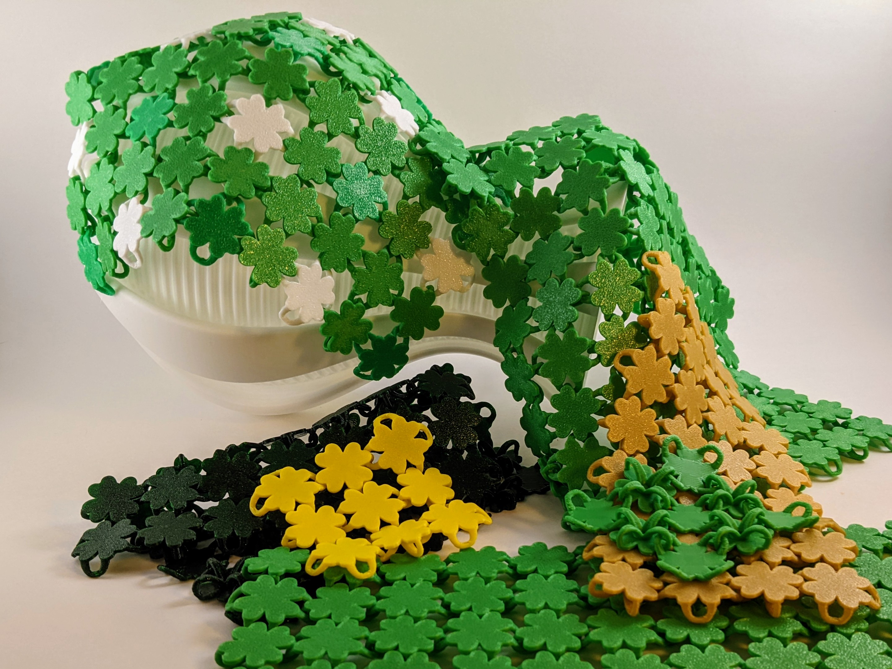 shamrock-chainmail-fidget-15-sizes-by-grandpa-3dprints-download