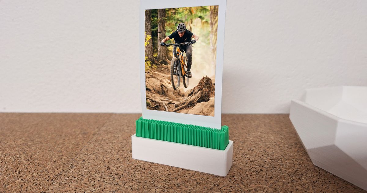 Instant Camera Picture Holder By David Hole Ko Download Free STL   20240301 212158 