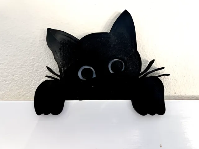 Peeking Kitty