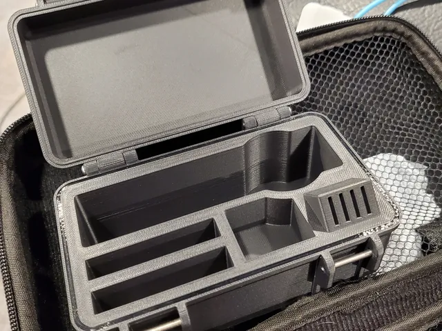 Insta360 x3 case with battery and microsd storage