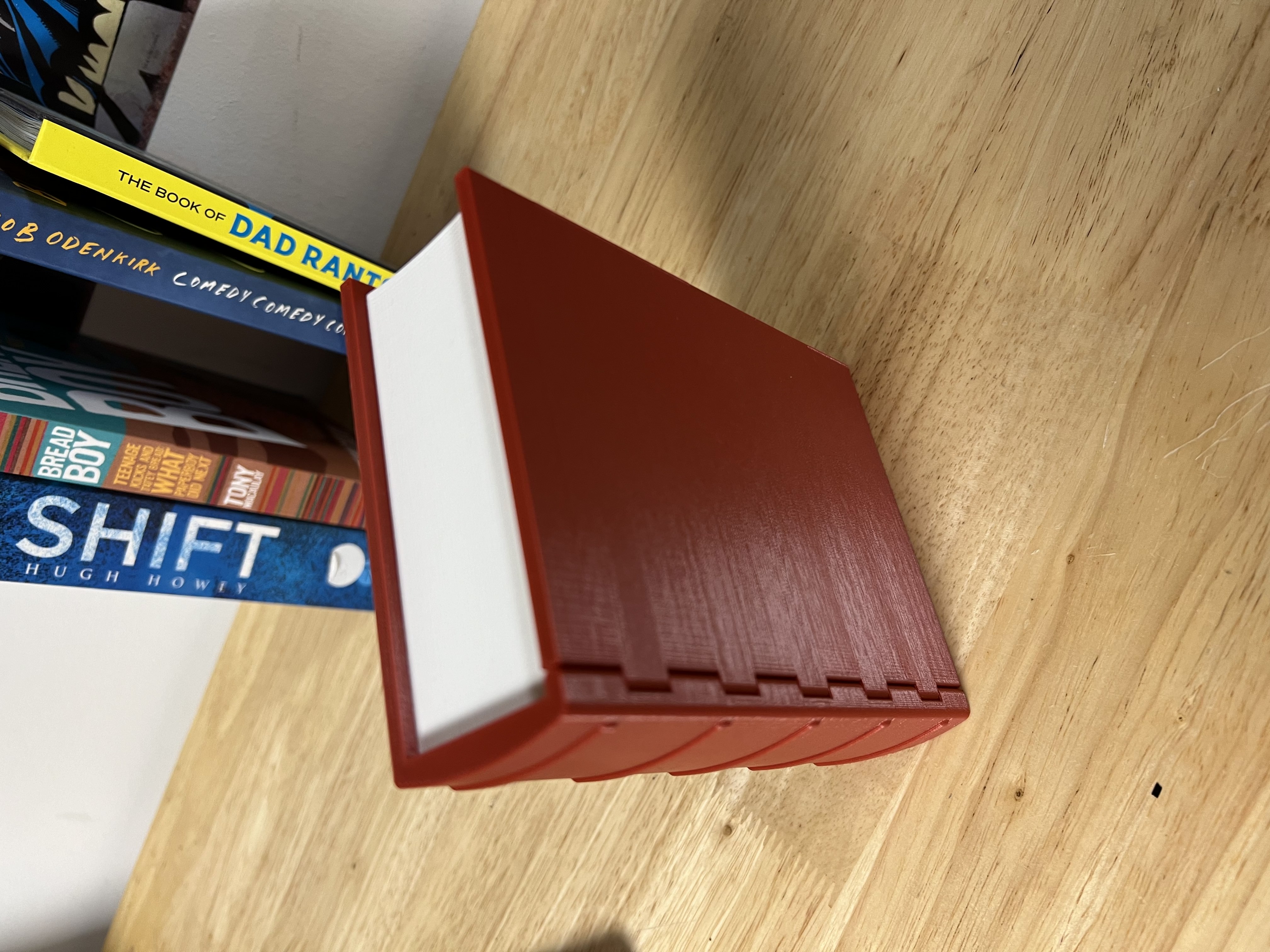 Secret storage book *PRINT IN PLACE*