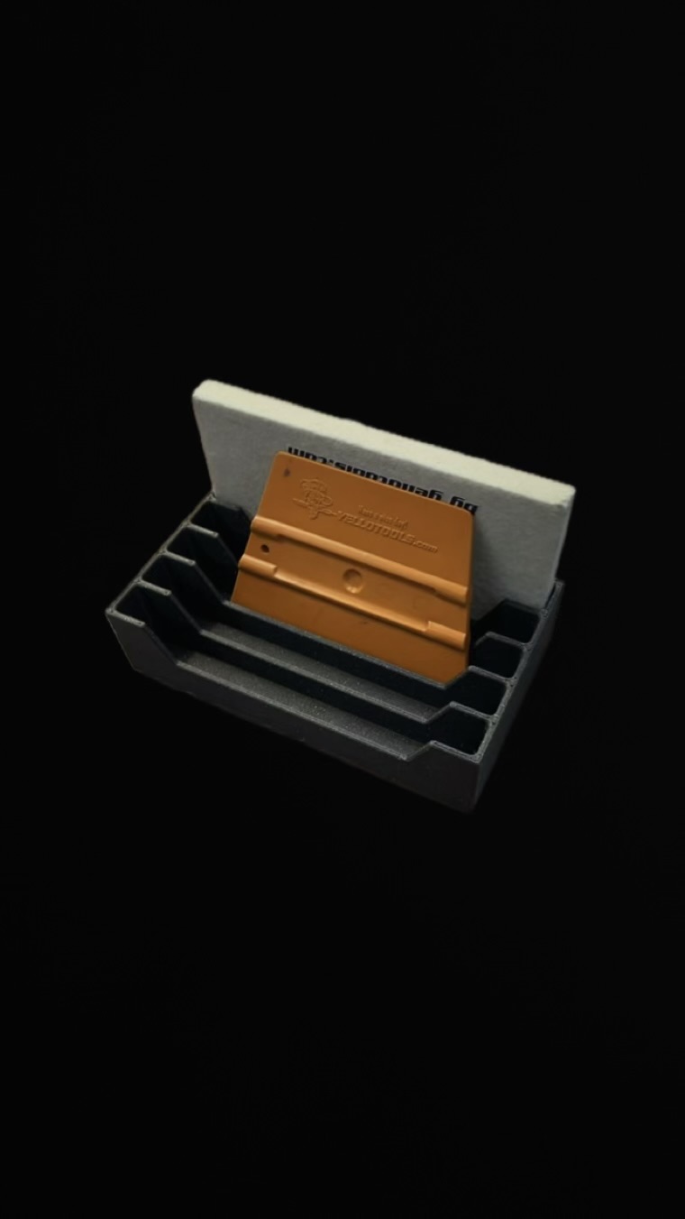 Holder for squeegee/Držák na grafické stěrky