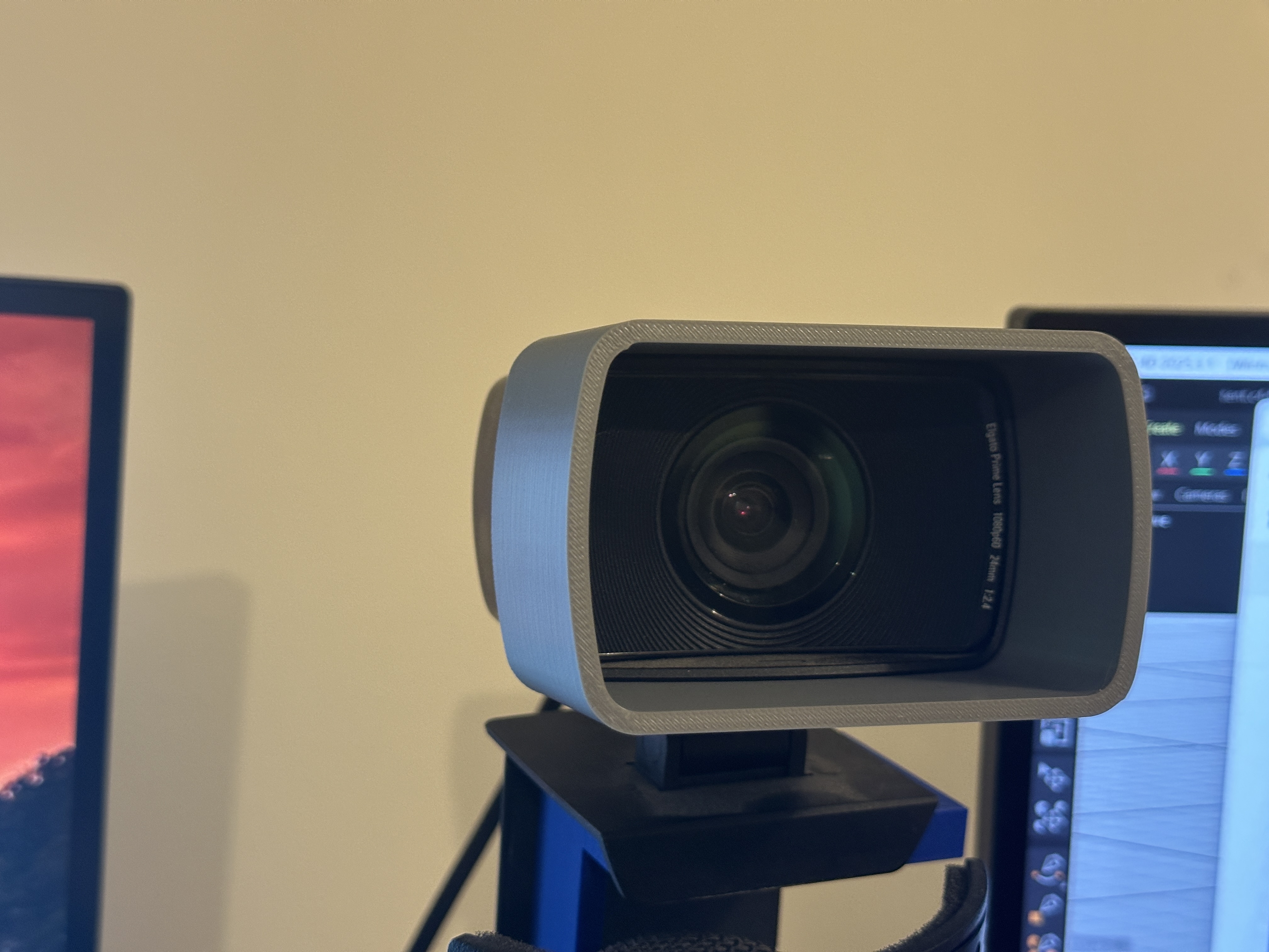 Facecam Hood